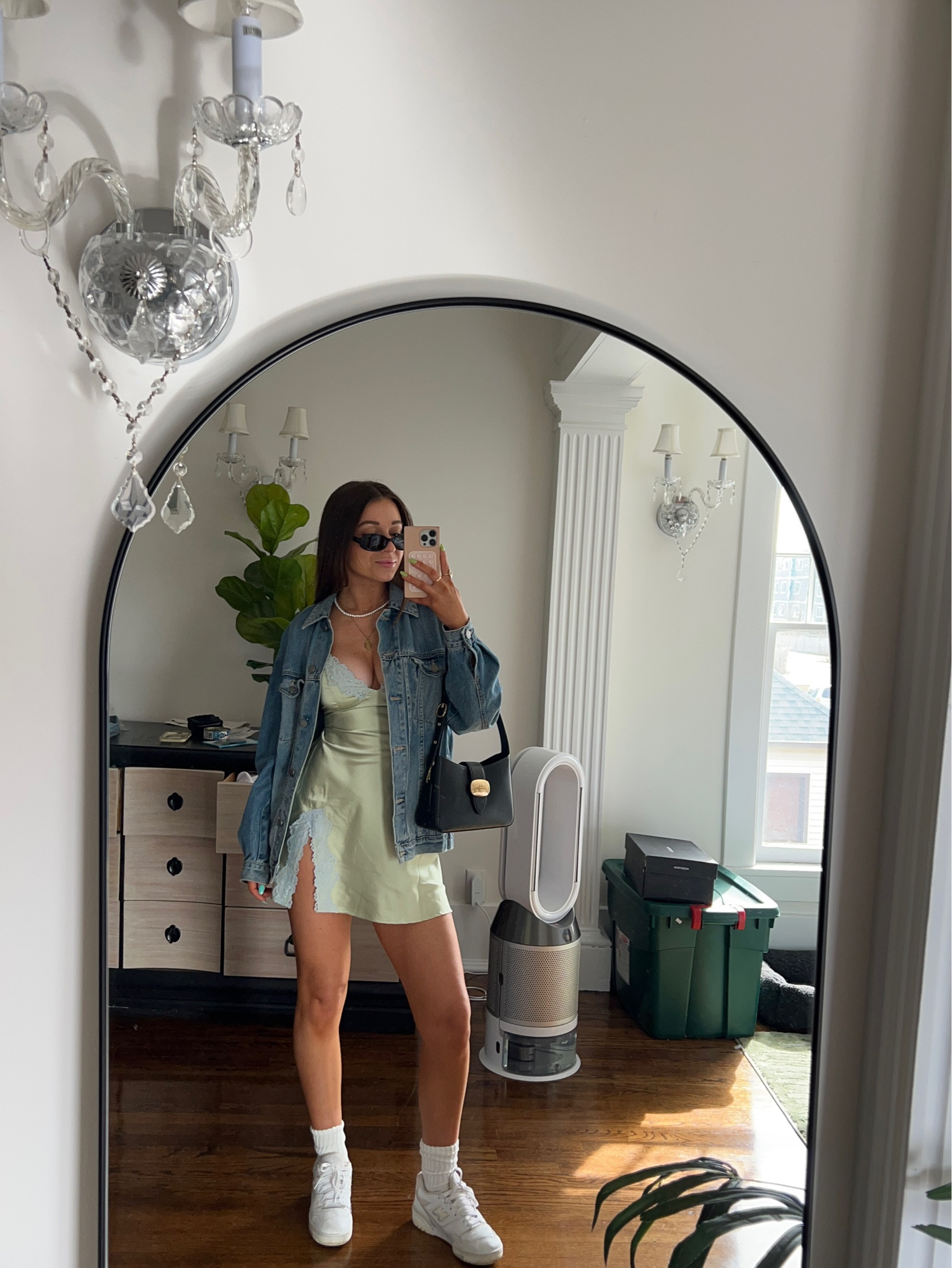 Medium dress
True to size shoes