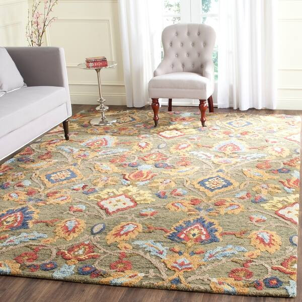 SAFAVIEH Fiorello Handmade Blossom French Country Wool Area Rug - 6' x 9' - Green/Multi | Bed Bath & Beyond
