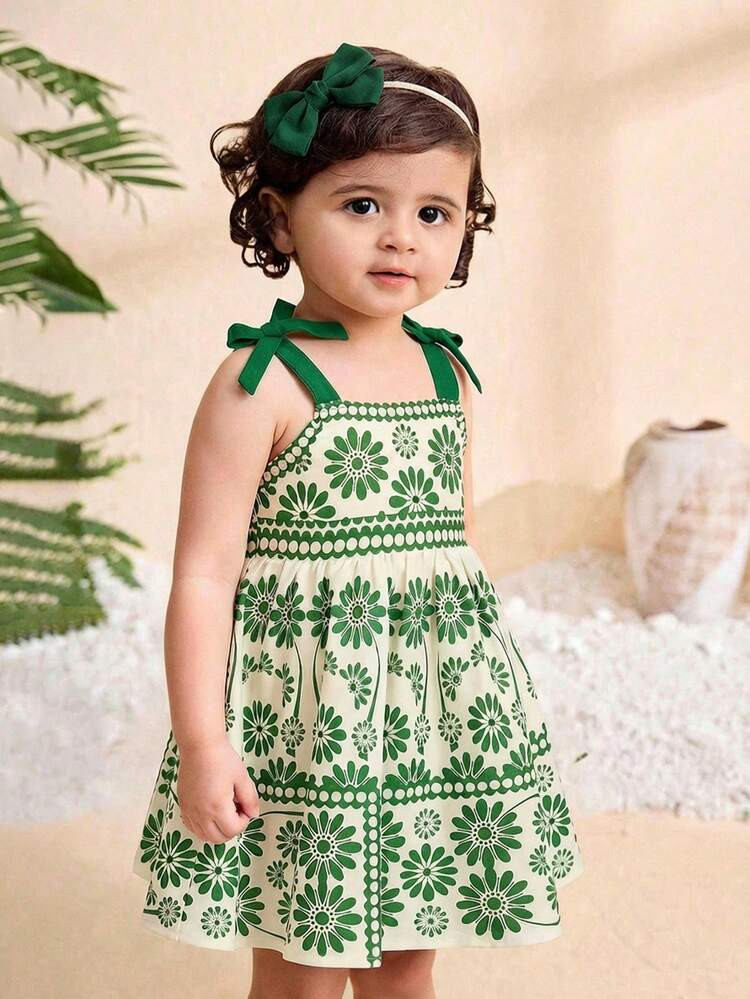 SHEIN Baby Girl Ditsy Floral Pleated Strap Dress Babygirl Green Dress Toddler Vacation Dresses Gr... | SHEIN