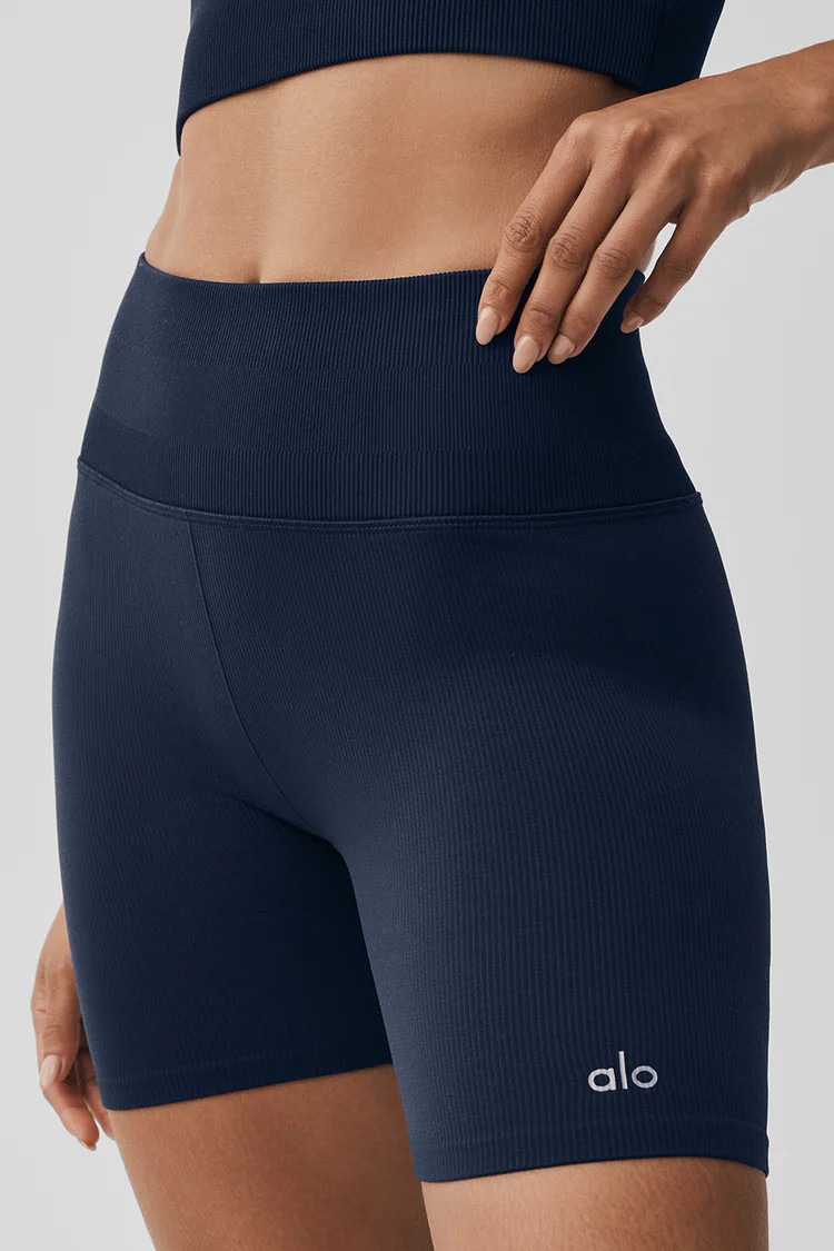 5" Seamless Ribbed Favorite Short | Alo Yoga (US)