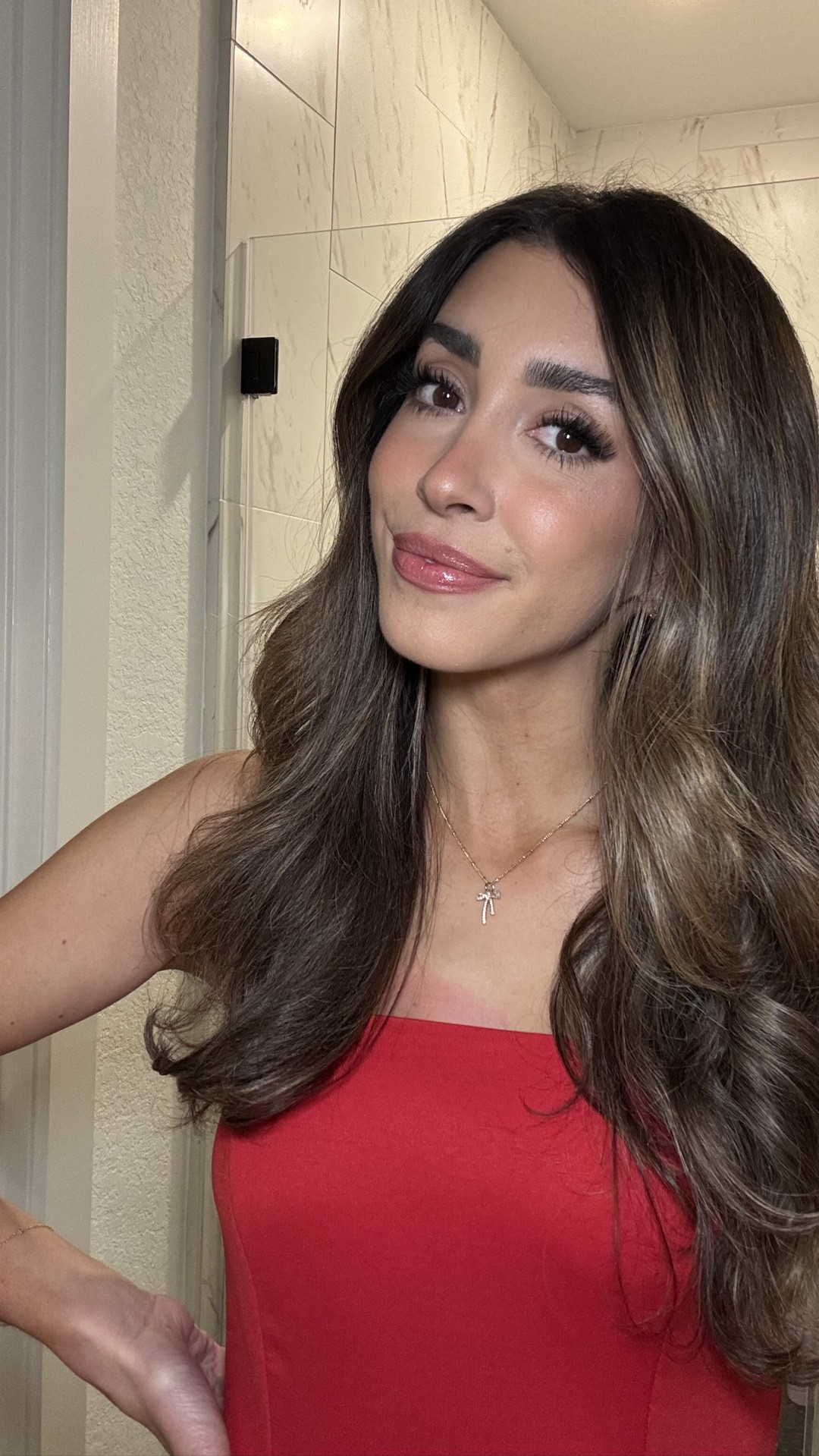Make up and hair, outfit, dinner, Sunday Riley products! ￼

#LTKootd #LTKgrwm #LTKBeauty