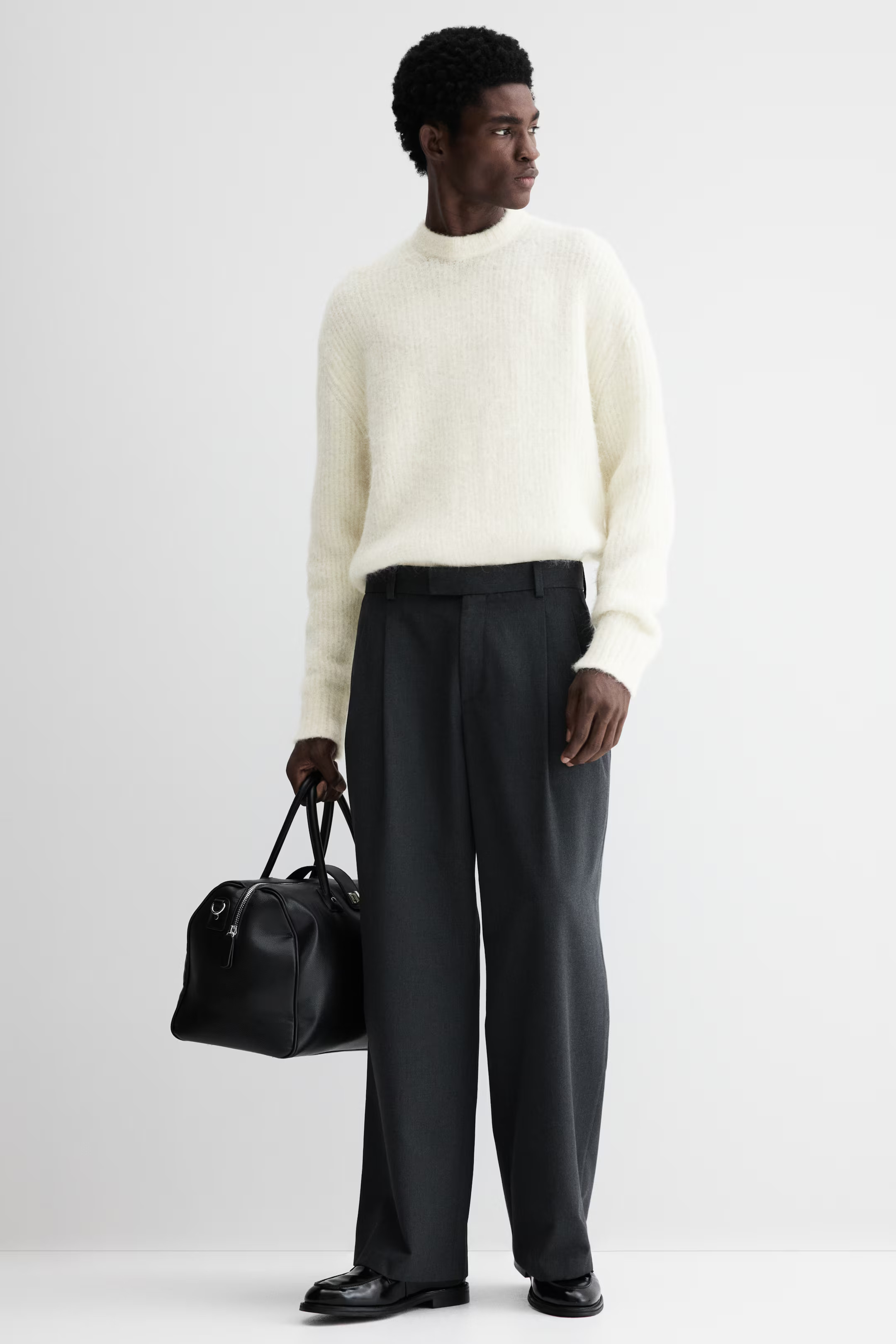 Loose Fit Fuzzy jumper | H&M (UK, MY, IN, SG, PH, TW, HK)