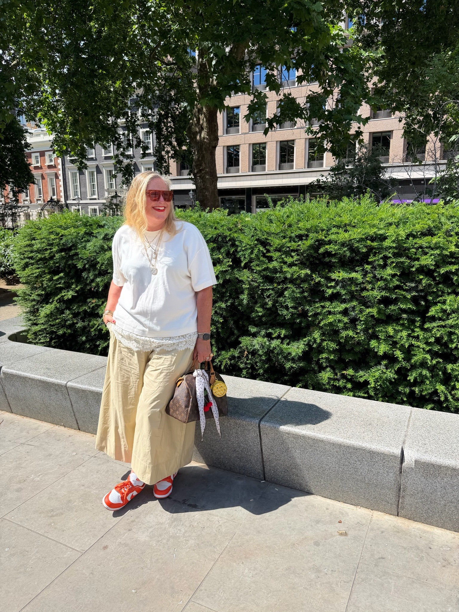 Culottes, lace T-shirt, tote bag, orange trainers , orange sunglasses

#LTKsummer #LTKplussize #LTKstyletip
