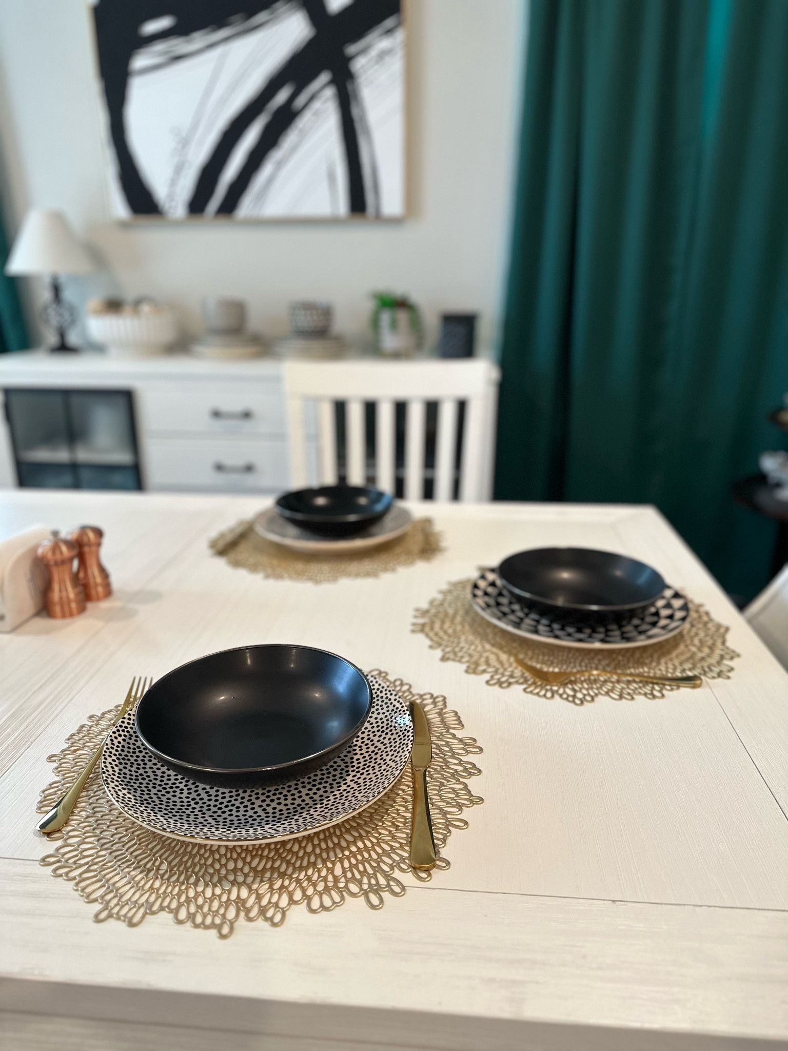 Run to Walmart! This Thyme and Table Kitchen serving ware is amazing! 