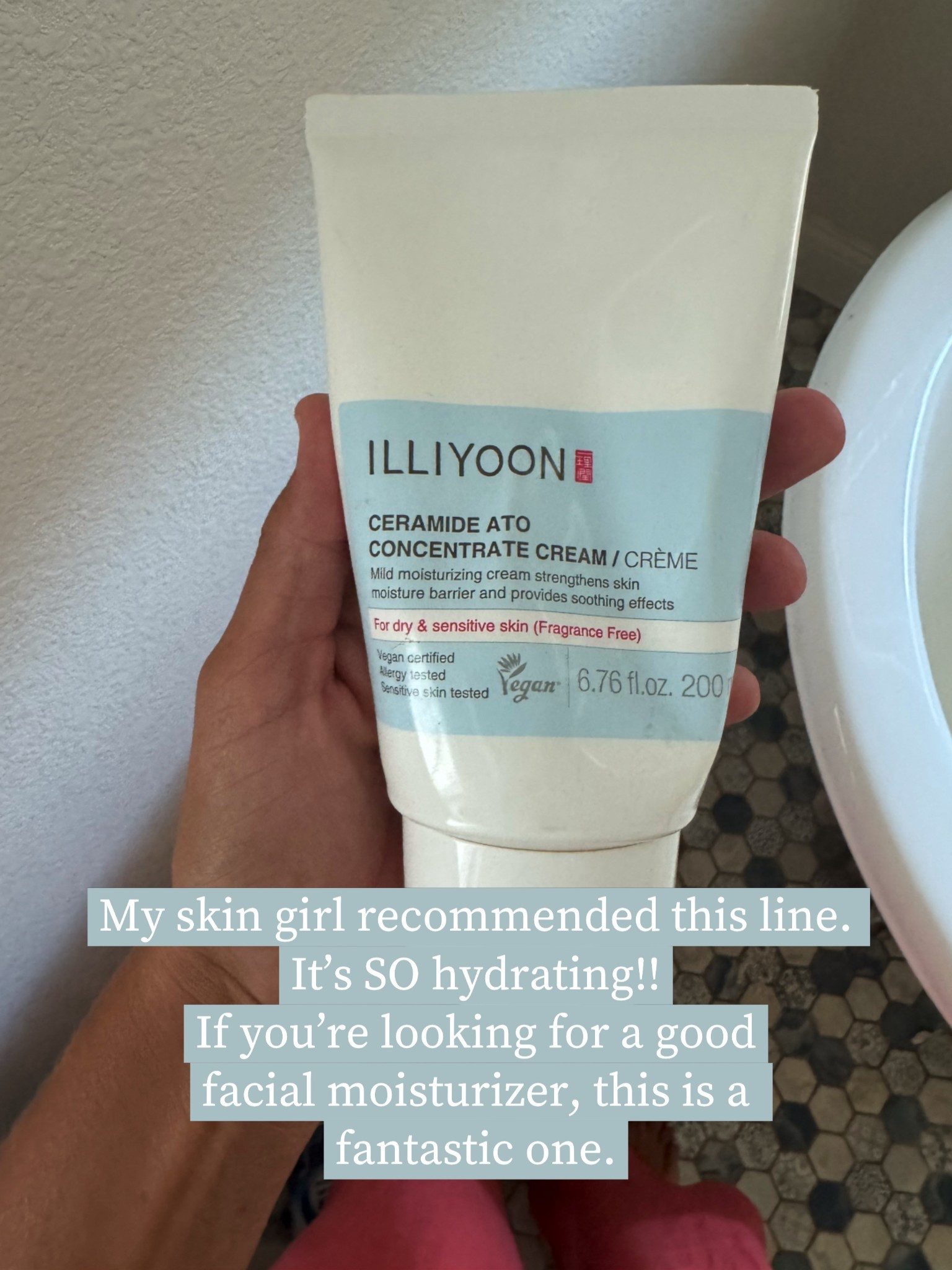 The best hydrating moisturizer I’ve ever used. Thick, hydrating but not greasy. 

#LTKselfcare #LTKOver40 #LTKgrwm