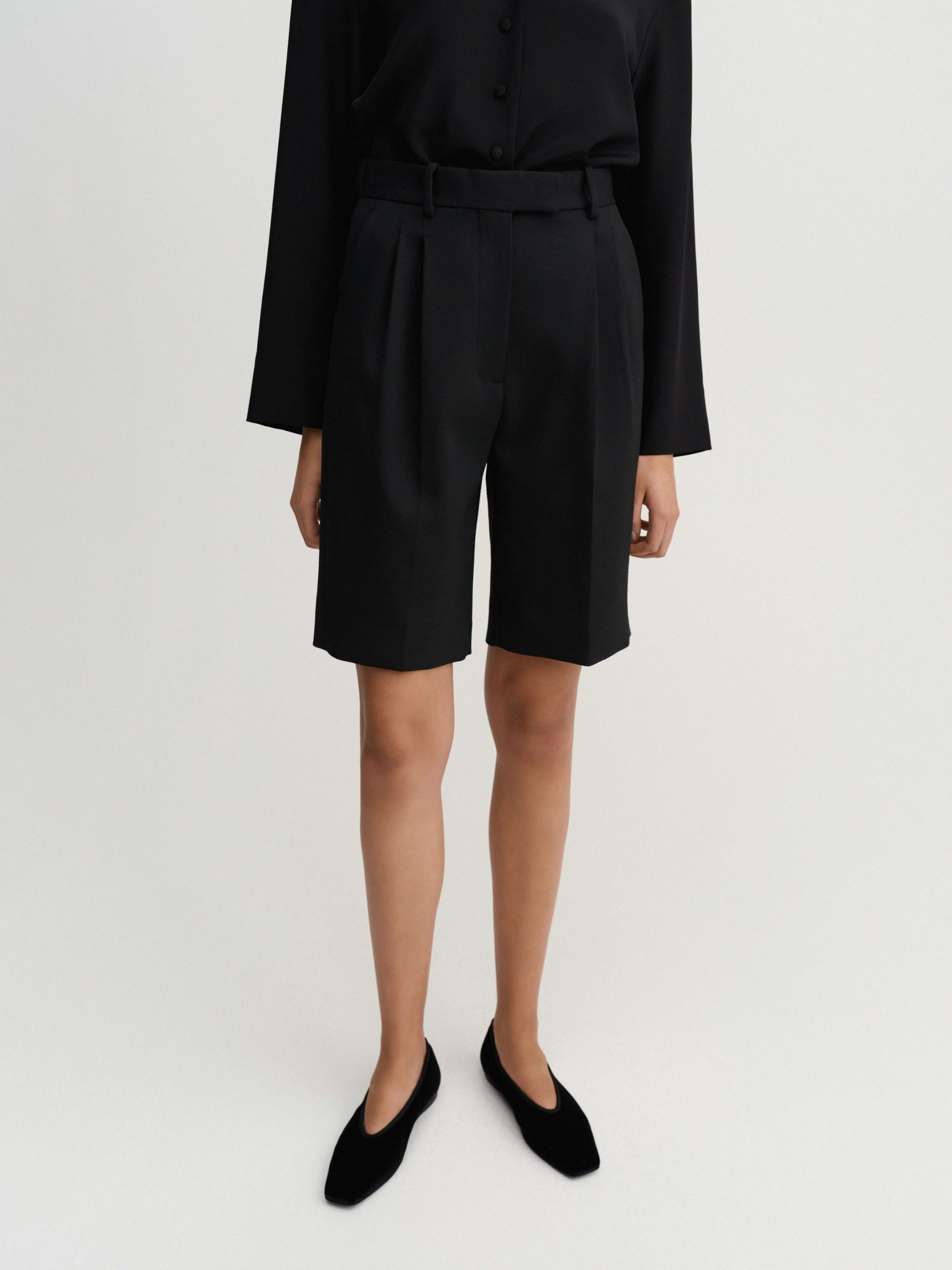 Bruna Tailored Shorts, black | Almada Label
