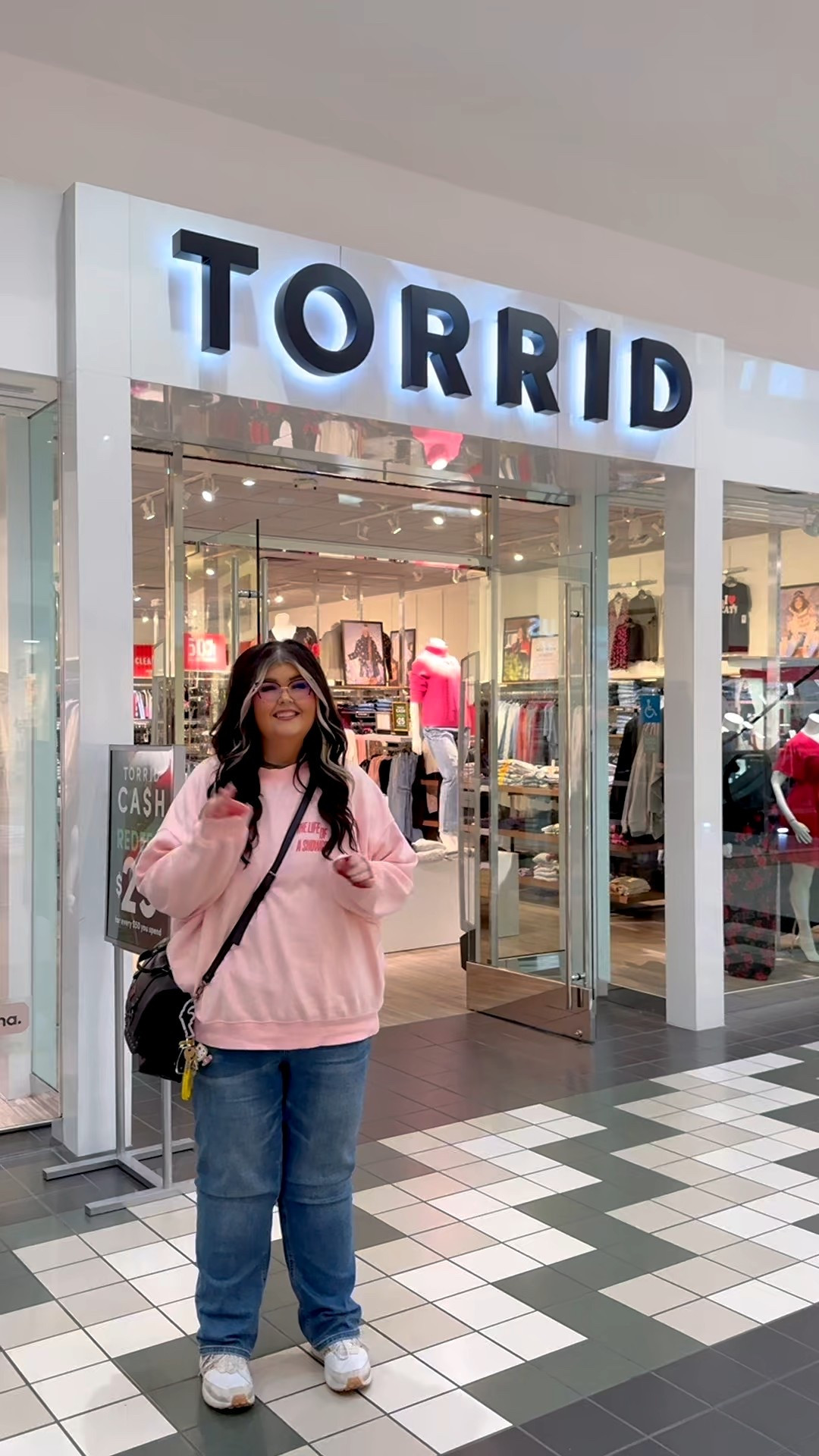 Shop with me @Torrid ! I needed to spend my torrid cash and wow we had so much fun! 😍✨

huge torrid haul
torrid try on
in store
shop with me
valentine’s day
winter fashion
fashion clothes 
outfit checks 
