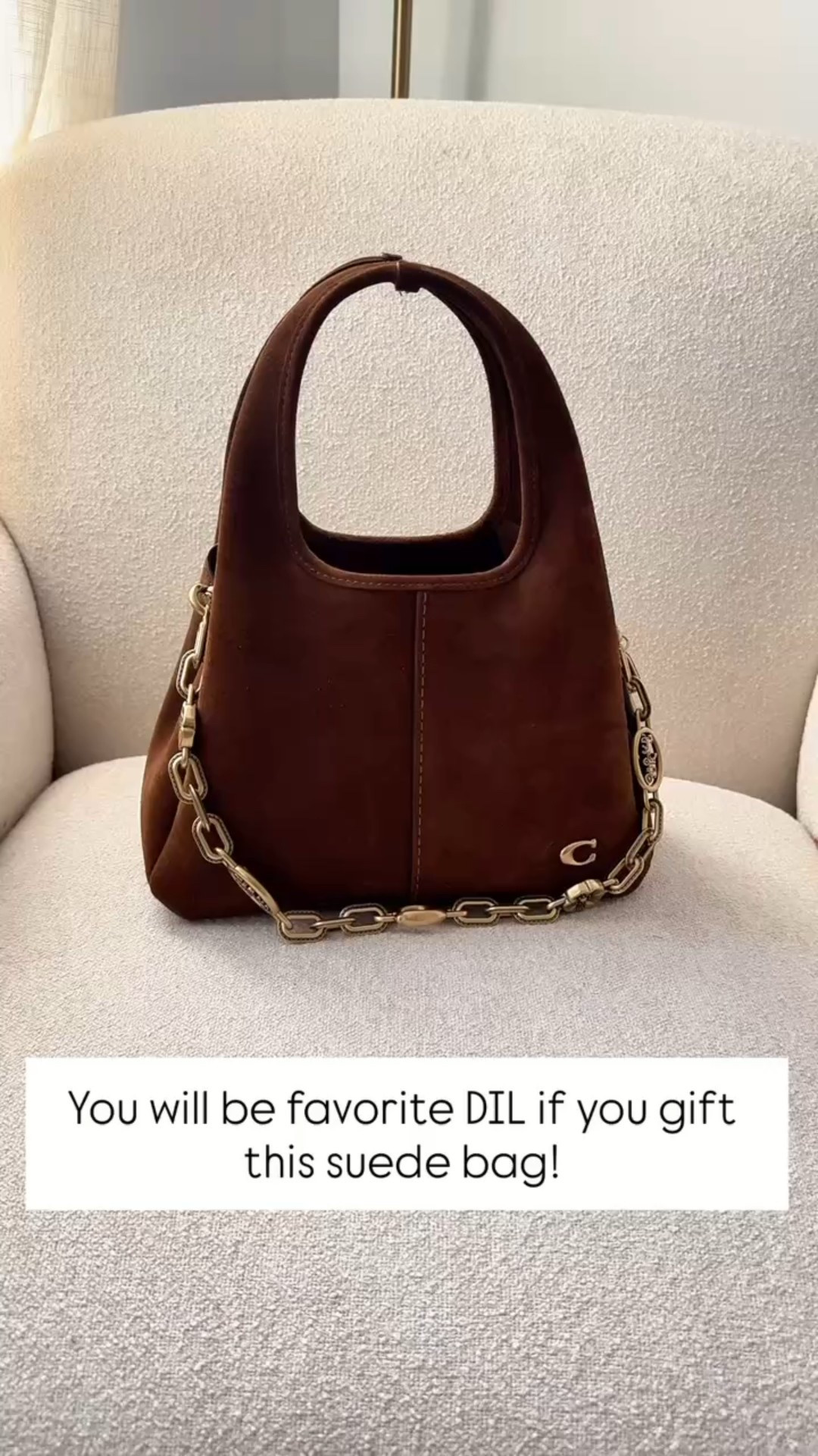 The most gorgeous suede purse for fall! Has optional crossbody! Gift for her. Gift for MIL. Gift for mom. 


#LTKGiftGuide #LTKgrwm #LTKHoliday