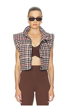 BEACH RIOT Canyon Puffer Vest in Midnight Houndstooth from Revolve.com | Revolve Clothing (Global)