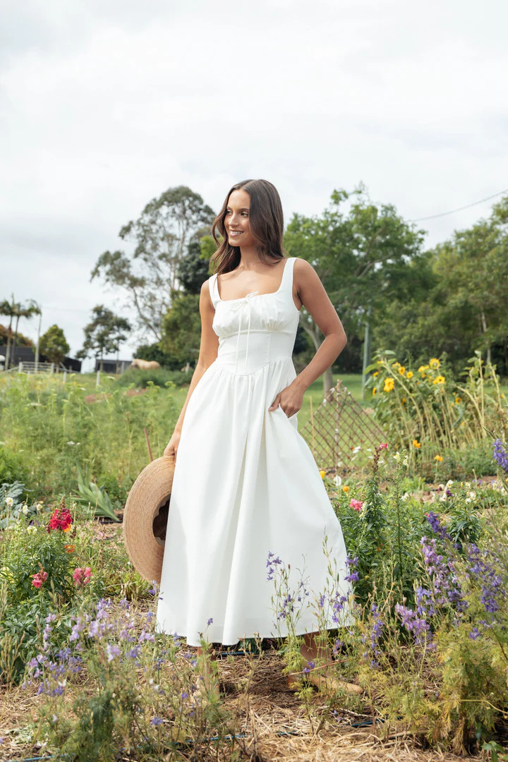 Kinslee Midi Dress - White | Petal & Pup (US)