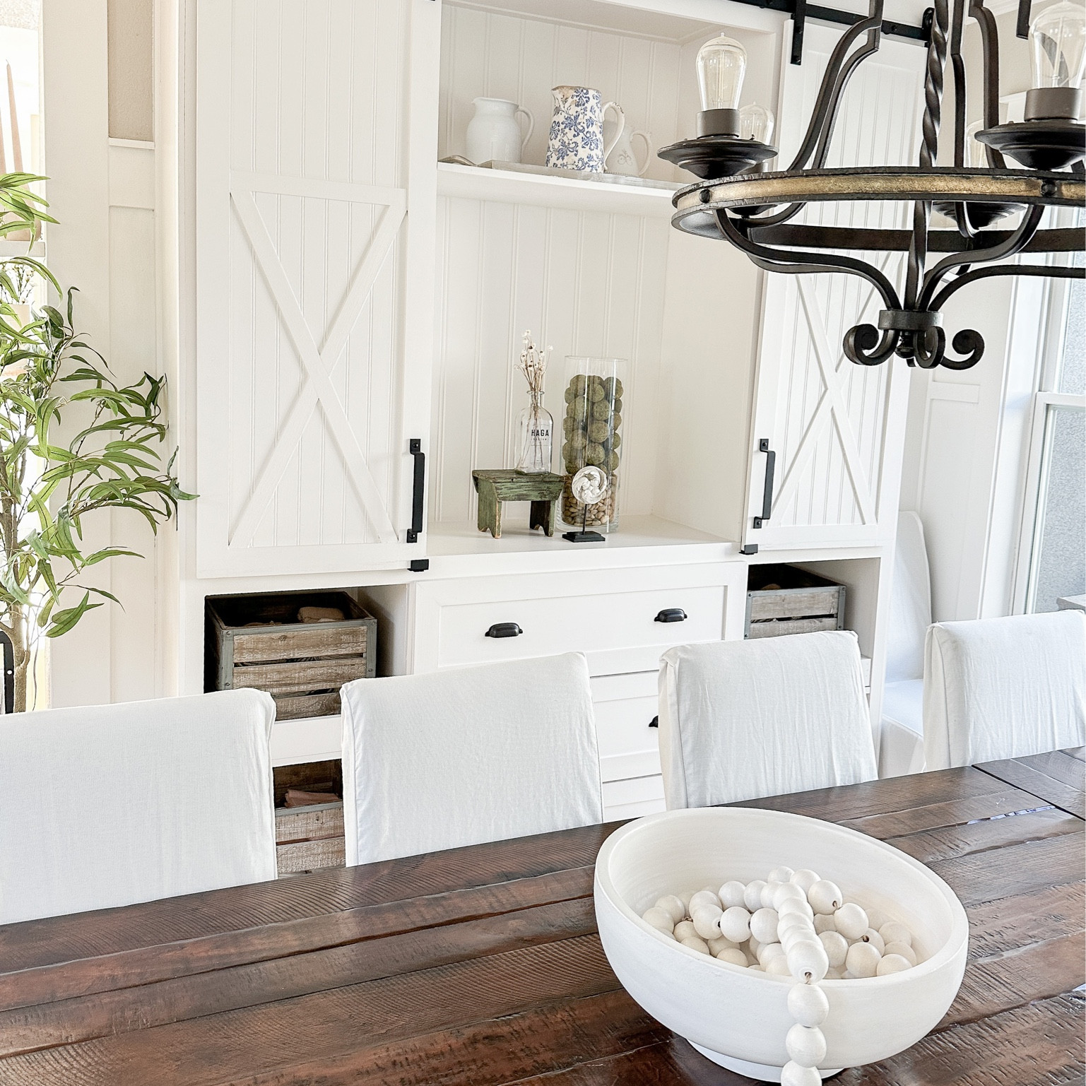 Simple dining room decor 

#LTKunder100 #LTKFind #LTKhome