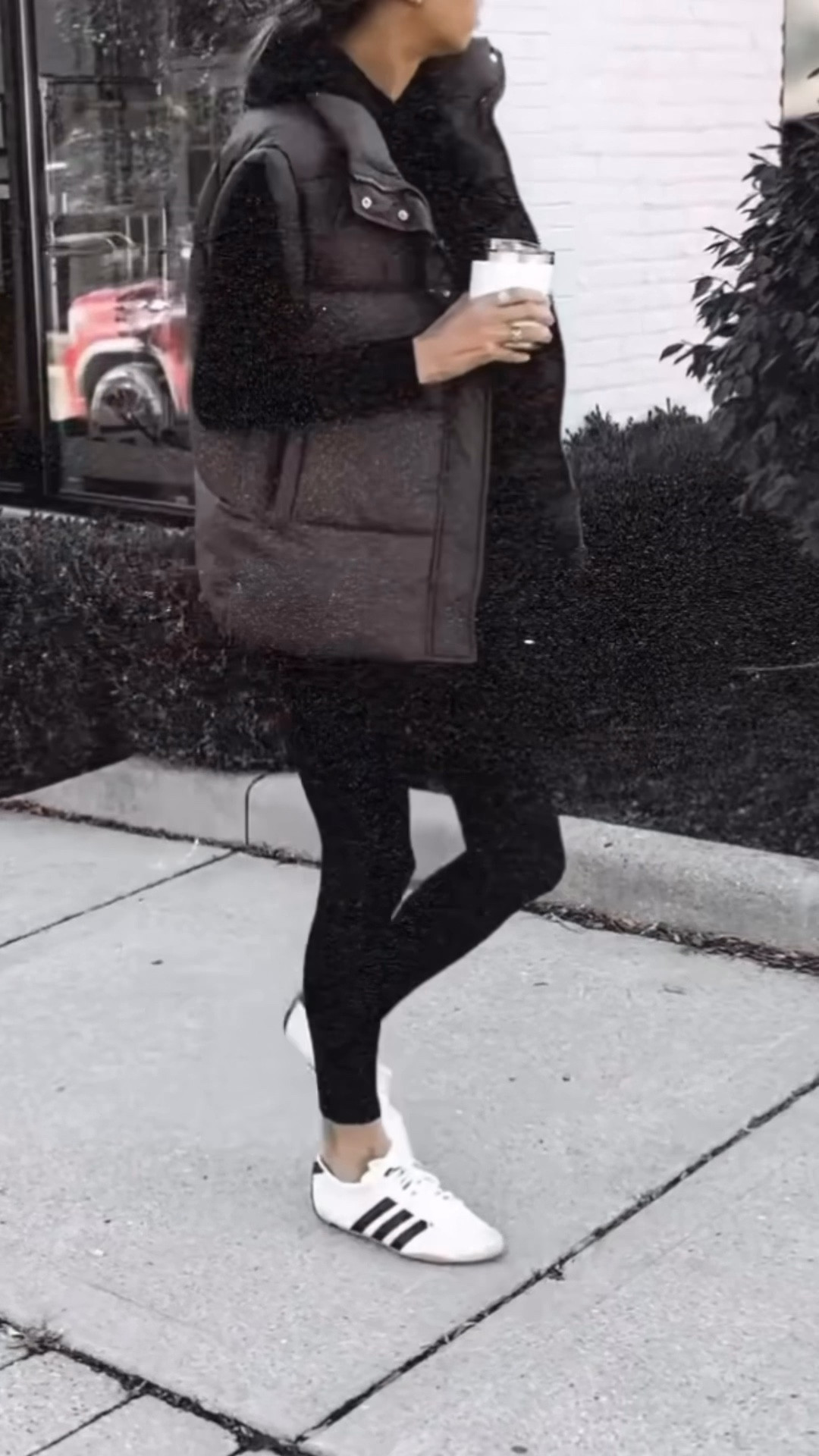 Puffer season is here. 💫

#LTKOver40 #LTKFindsUnder50 #LTKSeasonal