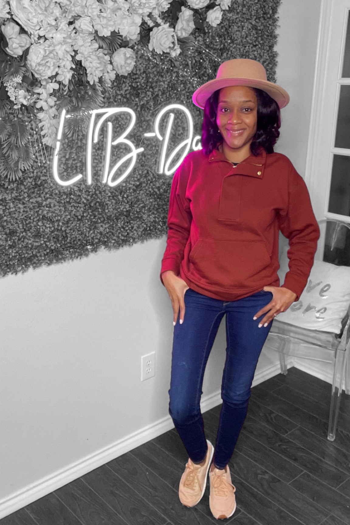 Airport attire should be cute and comfy 🧡 #aiportoutfit #sneakers #levis #anewday #targetstyle #nike #amazonfinds #fedora 

#LTKFind #LTKunder100 #LTKstyletip