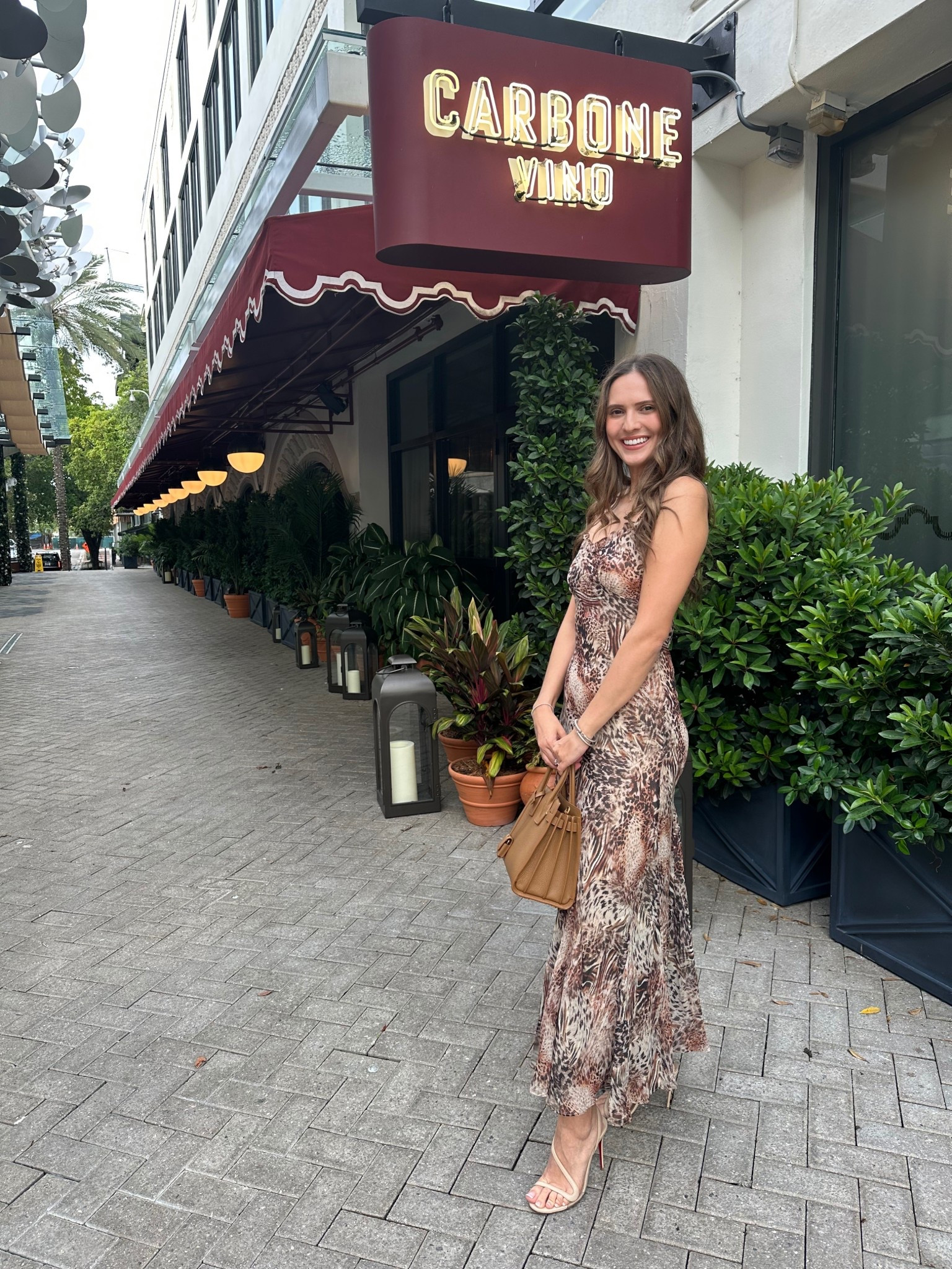 Saturday night dinner in the grove 

#LTKSeasonal #LTKShoeCrush #LTKItBag