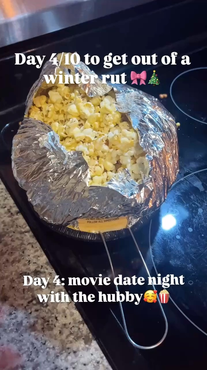 Movie date night at home 🎄🎬🤍

I linked the bourbon liqueur we tried last night…and it was so good!!! 
I also linked the mug I am using 🤍



#LTKFamily #LTKHoliday #LTKWatchNow