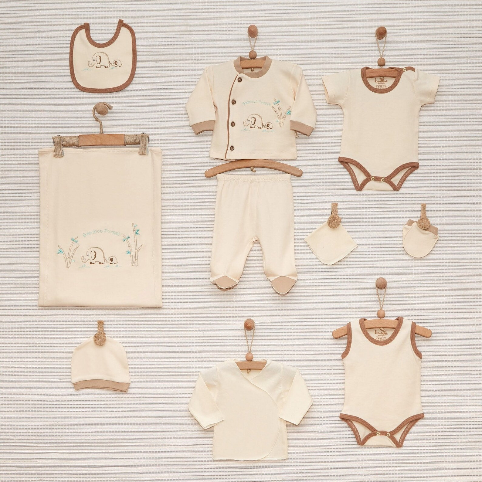 Newborn Baby Unisex Organic Elephant Homecoming Gift Outfit | Etsy | Etsy (US)