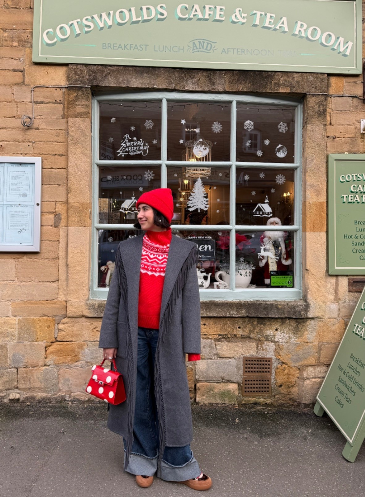 cotswolds christmas 🎄🐑❤️

#LTKTravel #LTKHoliday #LTKgrwm