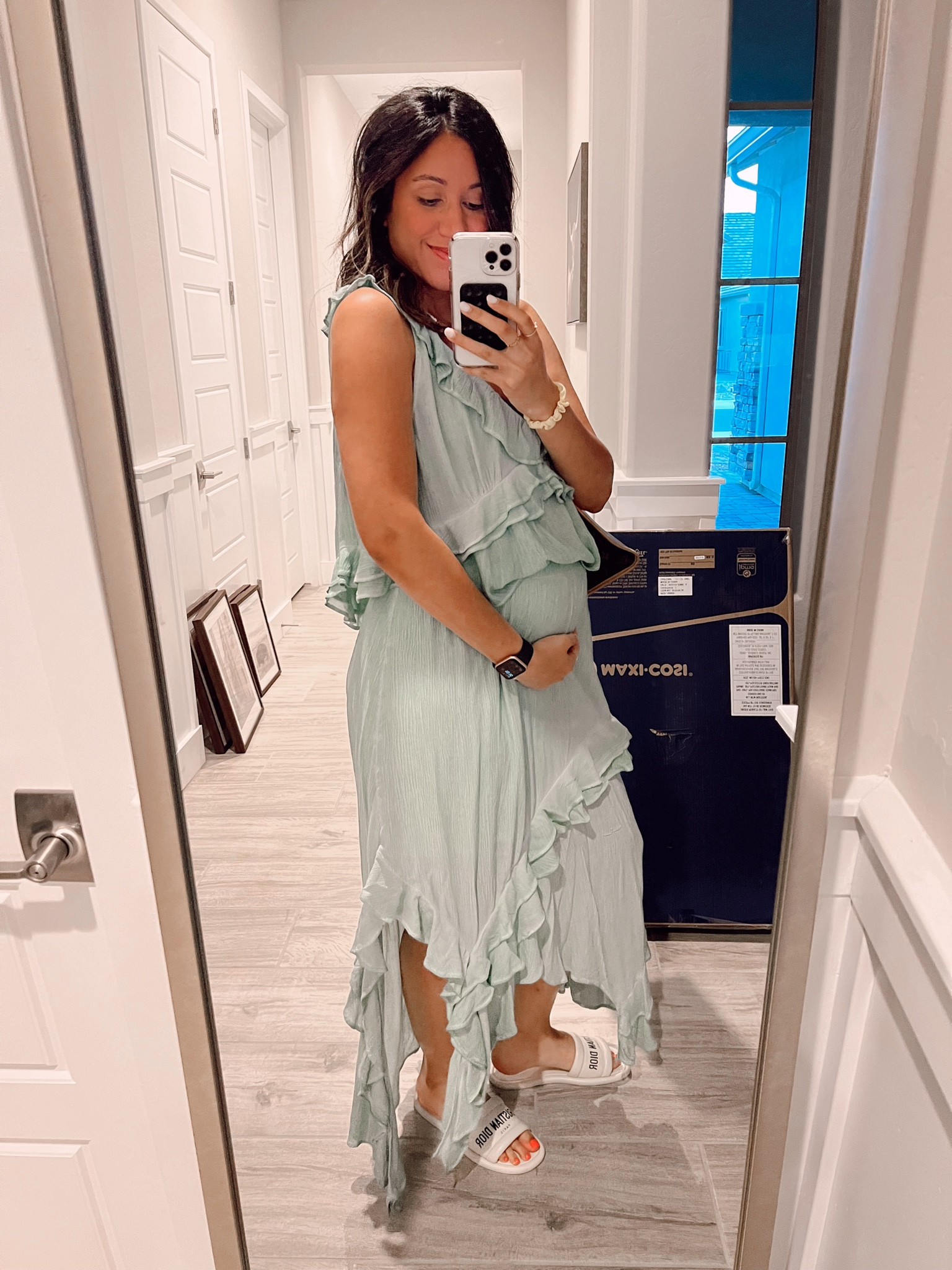 Tuesday night date night! Wearing a M!

#LTKbaby #LTKbump #LTKstyletip