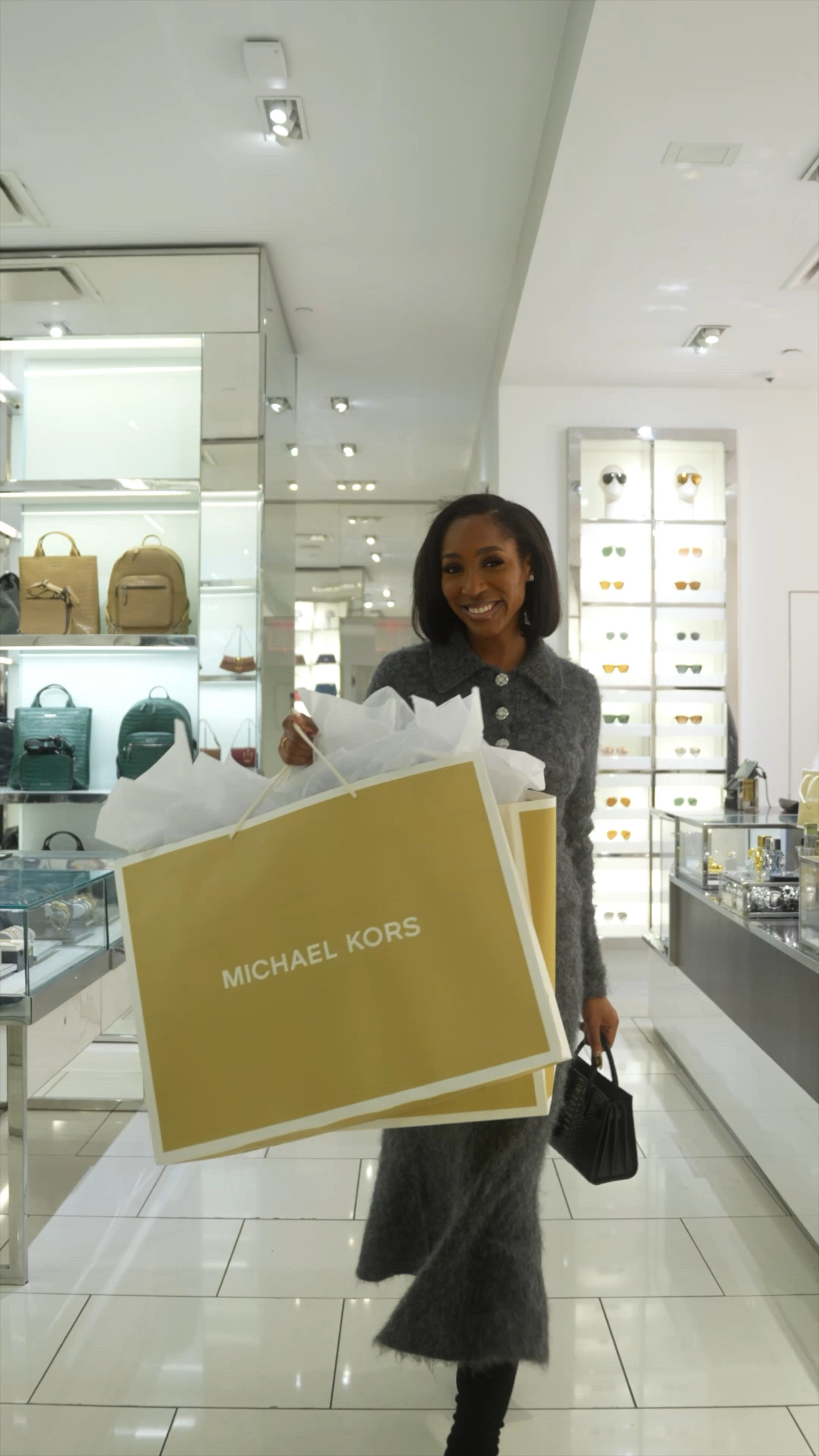Nothing beats a fun in store shopping experience so I headed to @michaelkors to grab some goodies for myself and gifts for my loved ones! #mkpartner #MichaelKors 

#LTKShoeCrush #LTKStyleTip #LTKItBag