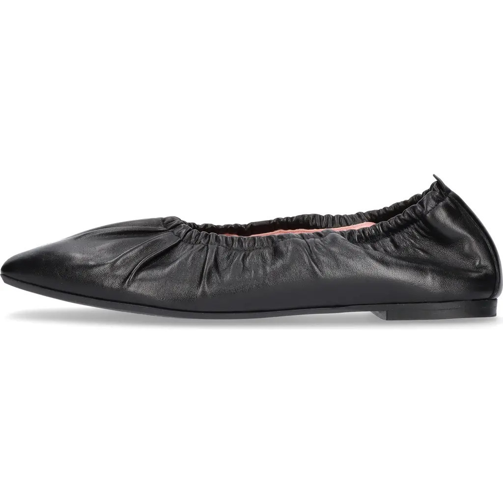 Pretty Ballerinas Rouched Ballet Flat in Black at Nordstrom, Size 39.5 | Nordstrom