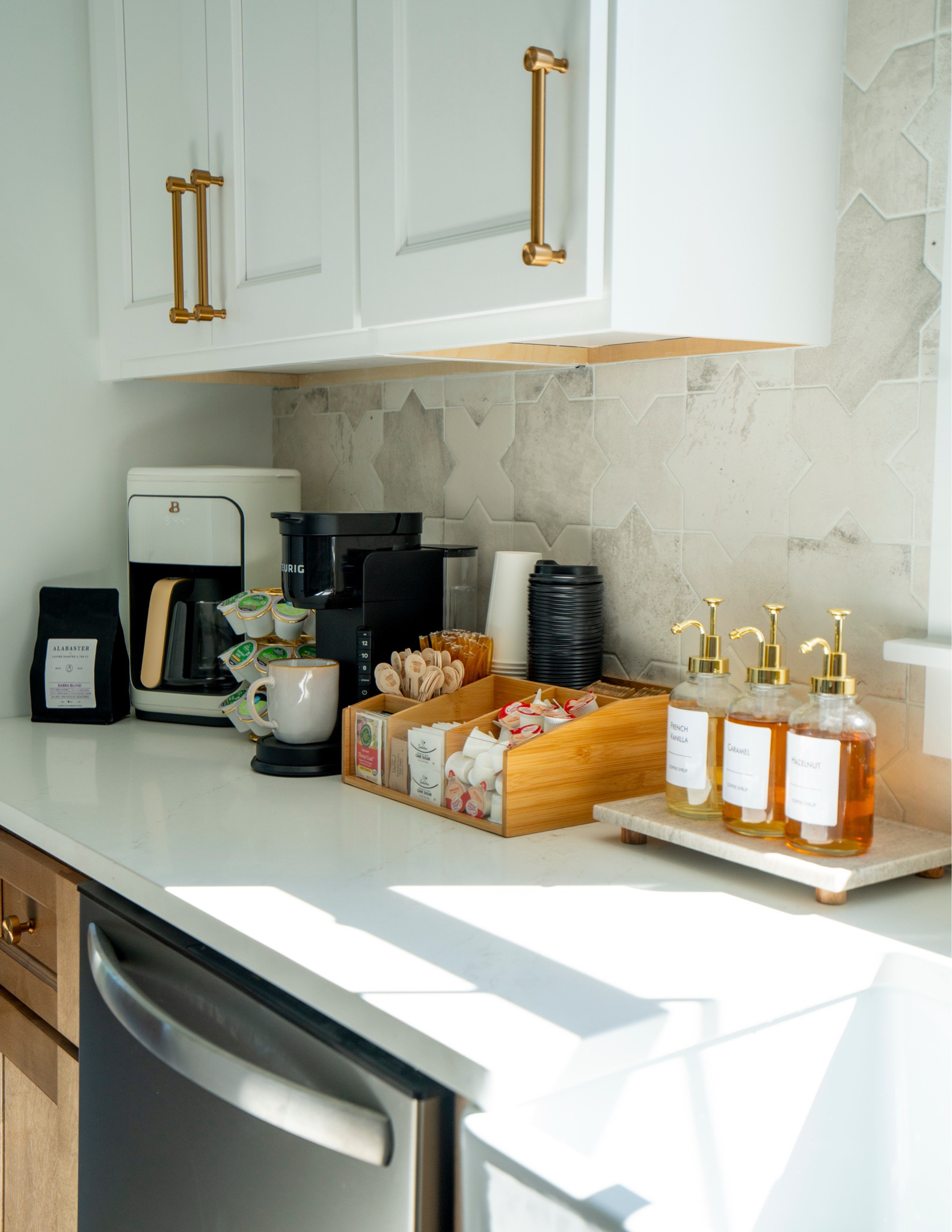 Our little coffee bar in our Airbnb makes it easy to have a slow morning for our guests! 

#Airbnbhome