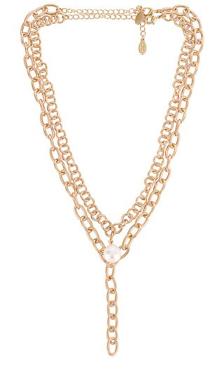 Chunky Chain Lariat Necklace in Gold | Revolve Clothing (Global)