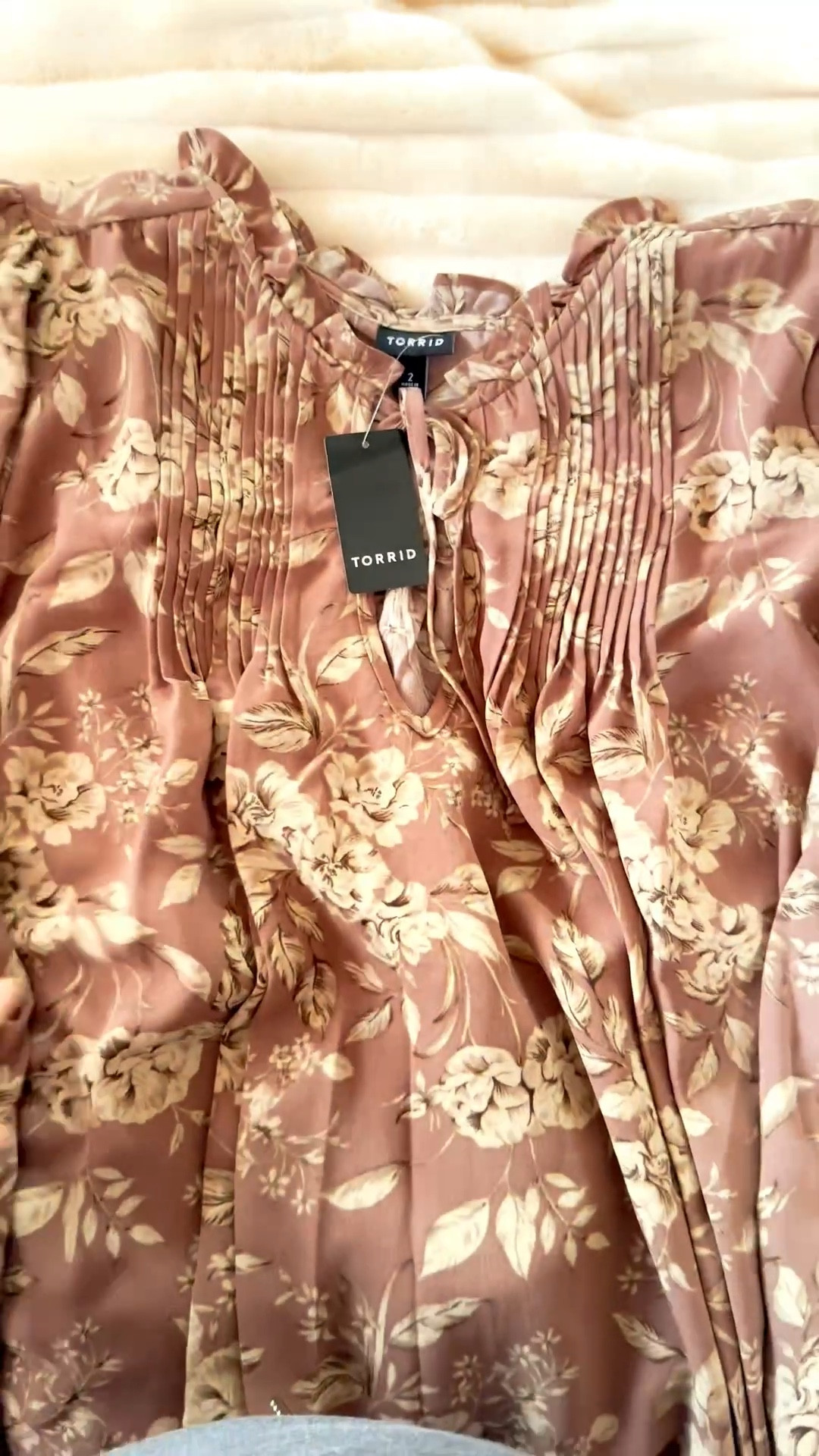 It’s my birthday haul season, and OMG you guys… these blouses are giving high-end without the high price tag! 😍 

The detailing, the fit, the quality — everything feels designer-level minus the coin drop. 🙌 

I might’ve blacked out mid-shopping spree because I have quite a few tops to show you 👀 Stay tuned for the try-on!

Keywords: birthday clothing haul, affordable blouses, high-end fashion dupes, affordable fashion finds, chic outfit ideas
Hashtags: #FashionInspo #AffordableStyle #BirthdayHaul #ChicOnABudget #BlouseObsessed

#LTKFindsUnder50 #LTKStyleTip #LTKPlusSize