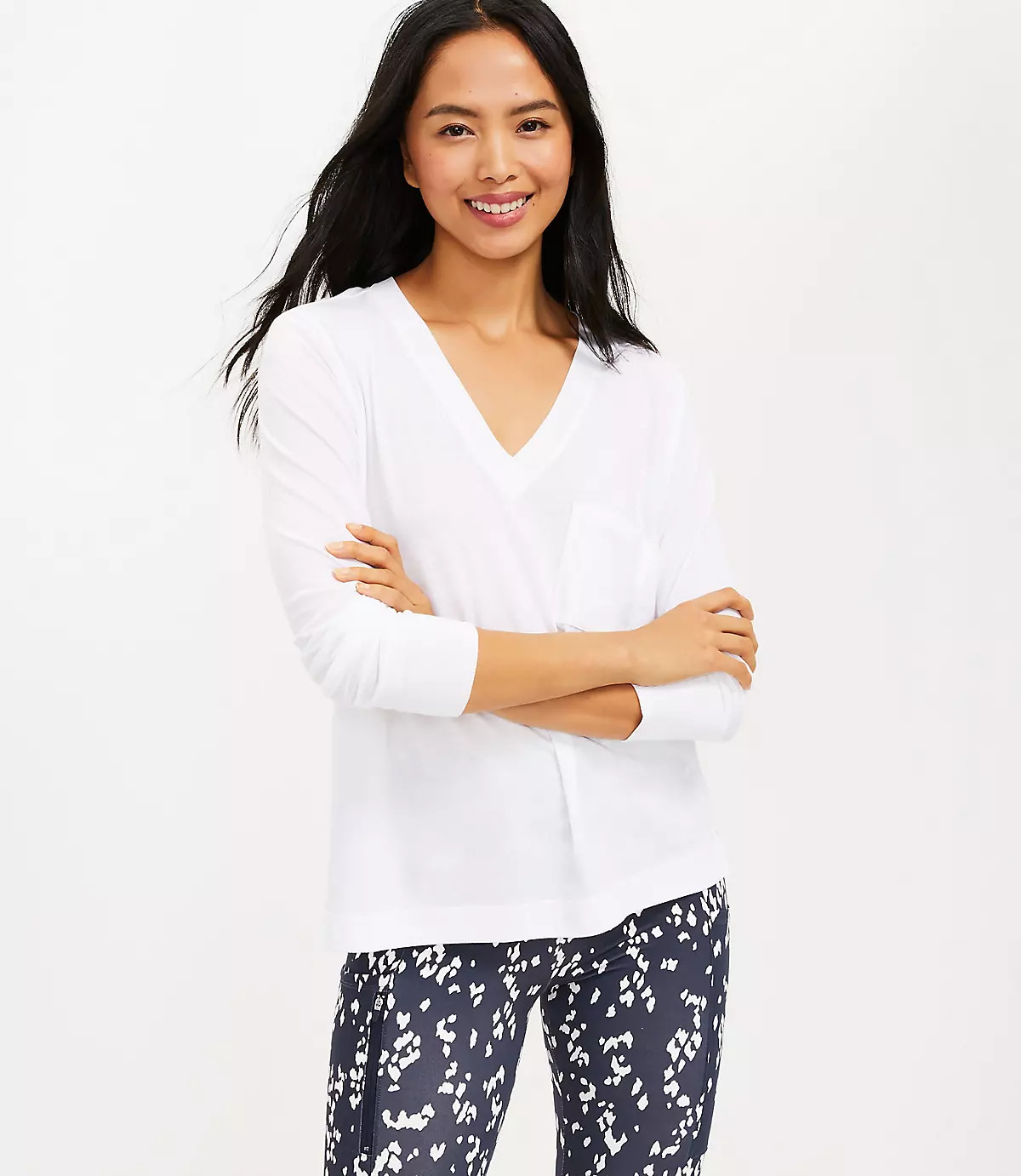 Lou & Grey Pocket V-Neck Softserve Tee | LOFT