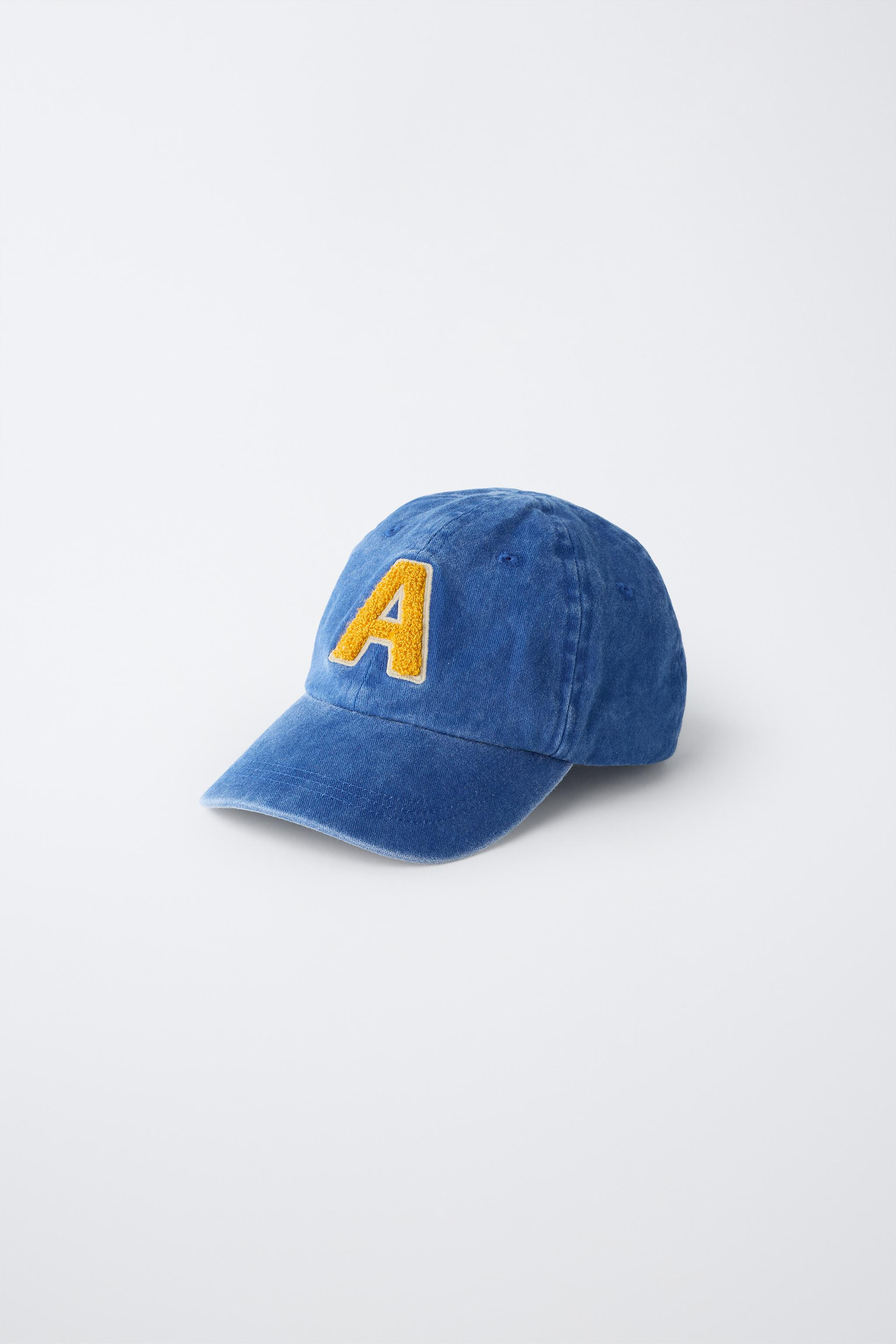 Cap with adhesive fastening at the back. Featuring a terry-textured initial patch on the front. | Zara UK