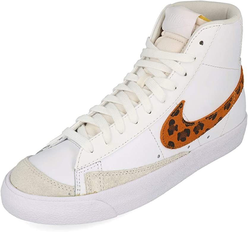 Nike womens Blazer Mid '77 SE Shoe | Amazon (US)