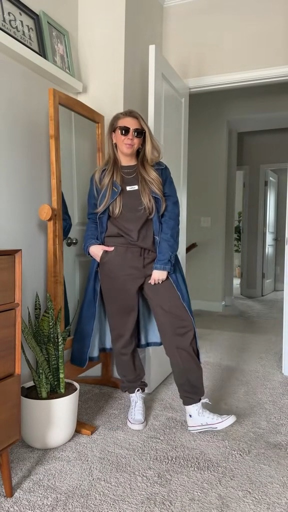 cozy snow day ootd 🐻

Lounge set: small (code HEATHERB15)
Converse: run tts
Denim trench: old but linked similar 

winter outfit / loungewear / cozy / casual style / gdwm / get dressed with me / elevated basics / for her / Heather Blair 

#LTKSeasonal #LTKootd #LTKgrwm