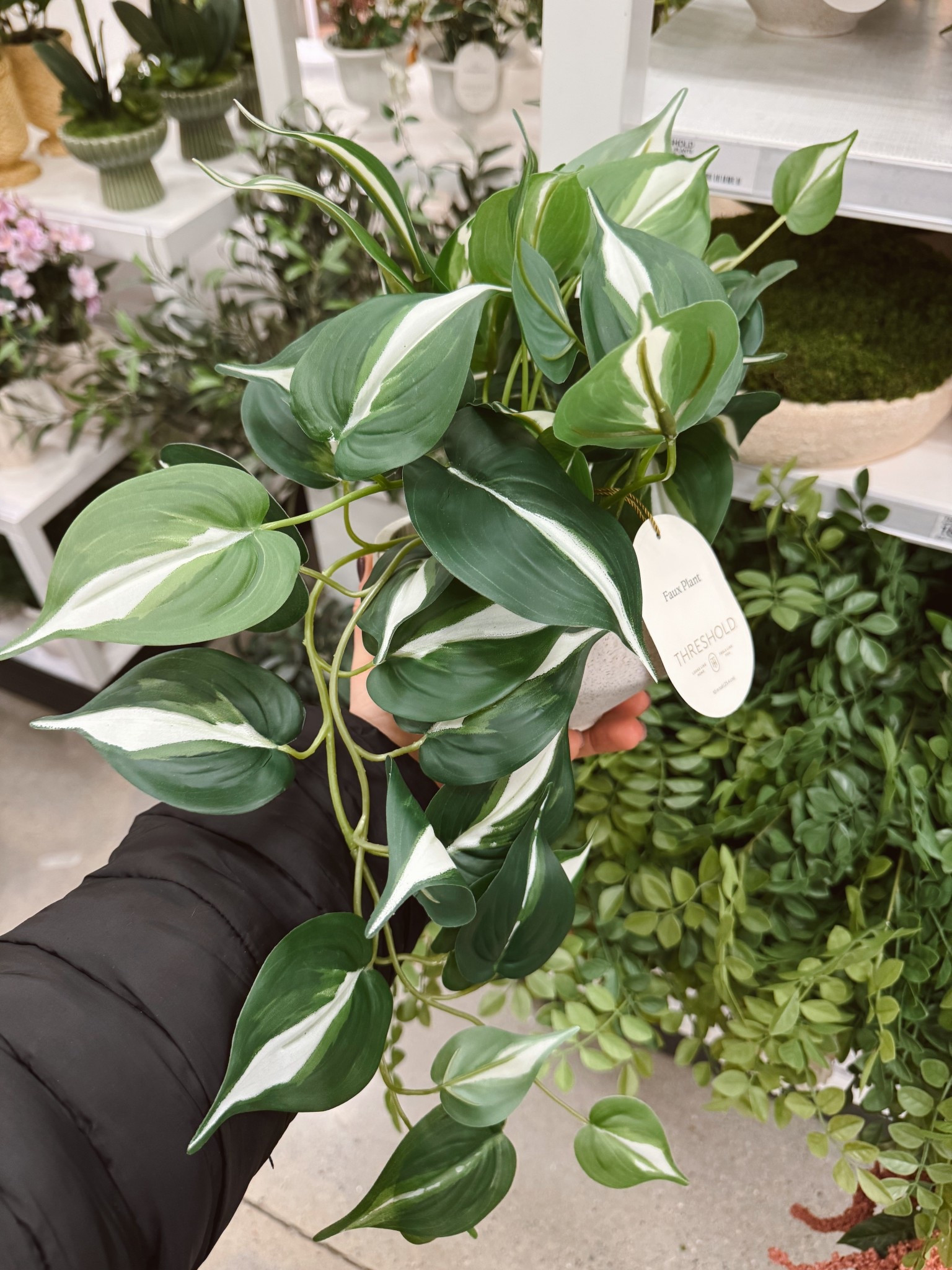 This looked so realistic and loved the vase it was in! 

#LTKHome #LTKU #LTKSeasonal