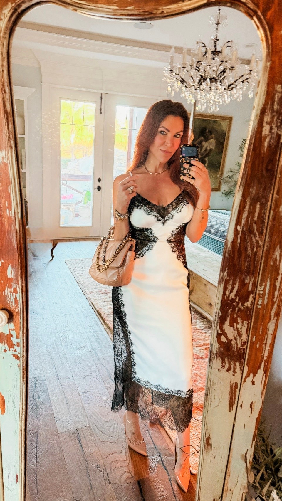 Last nights outfit was effortless. This dress fits so great and several of you asked me, so I linked it here. I chose nude heels and just loved it. Shop in my bio. 

#LTKValentine