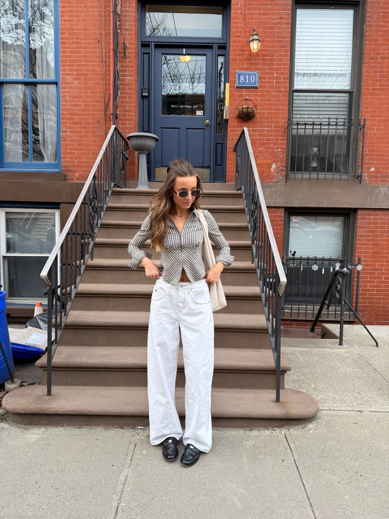 @urbanoutfitters it’s finally spring which means white denim can come out again! #UOcommunity #UOpartner