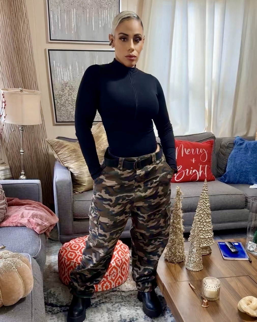 Comfy outfit 🖤

#LTKgrwm #LTKHoliday #LTKPetite