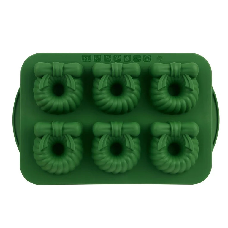 Trudeau Structured Silicone Holiday Wreath Muffin Pan, 6-Cavity, 11x7-Inch Rectangle Pan | Walmart (US)