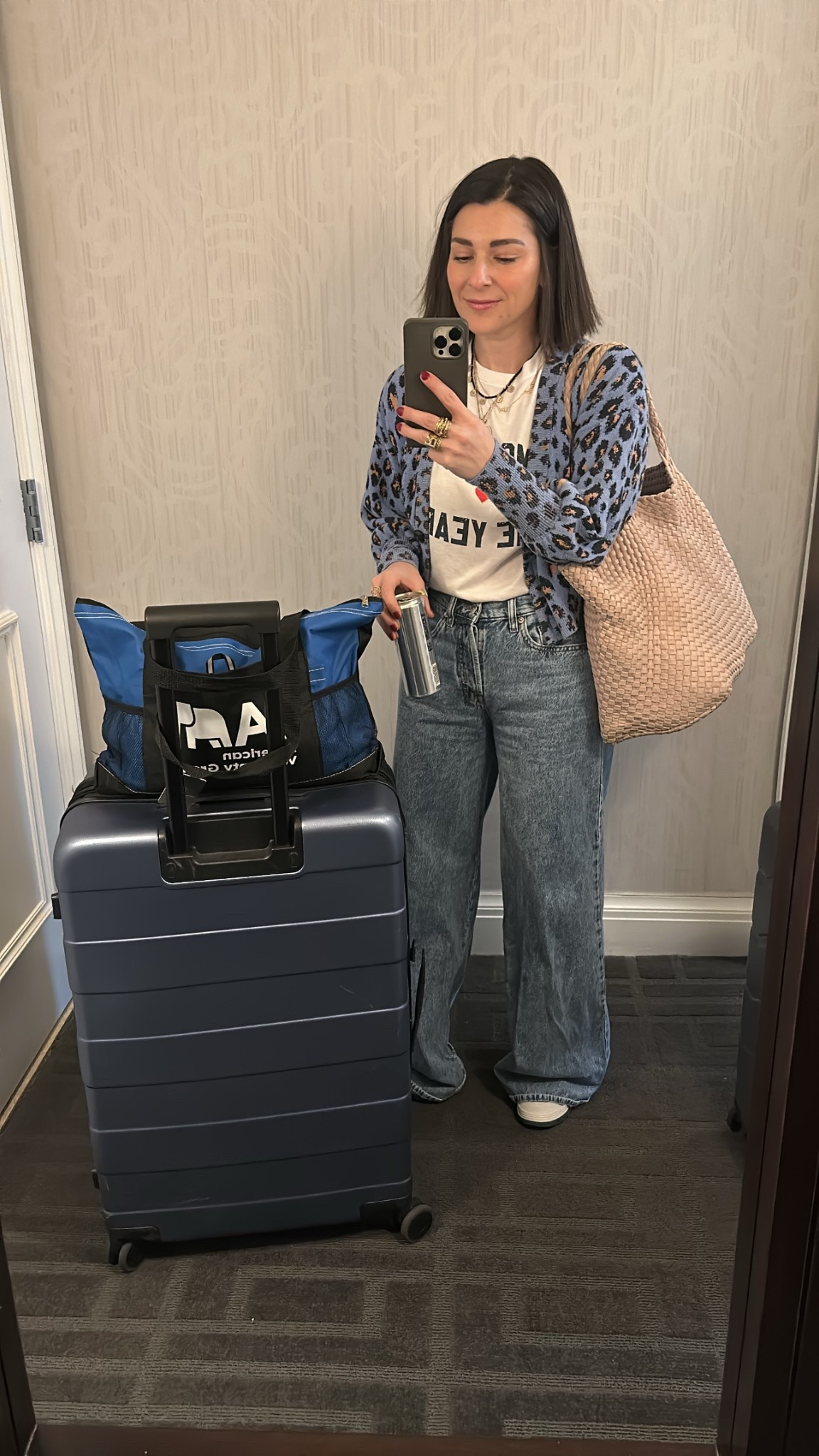 And that’s a wrap on this work conference! Happy to get home to my babies ✈️ 

#LTKTravel #LTKFindsUnder50 #LTKWorkwear