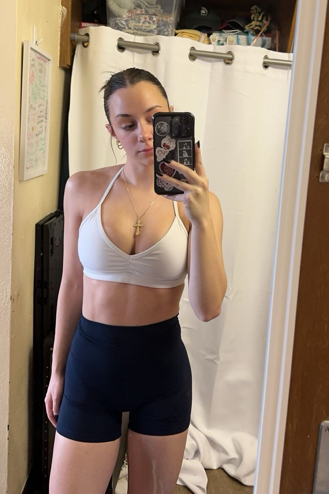 workout girl outfit mirror selfie gym outfit

#LTKstyletip #LTKSeasonal #LTKsalealert