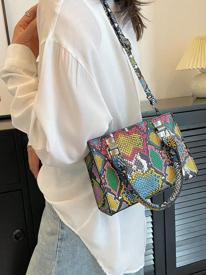 Sac Carré Mini Imprimé Python À Double Poignée Vogue style | SHEIN