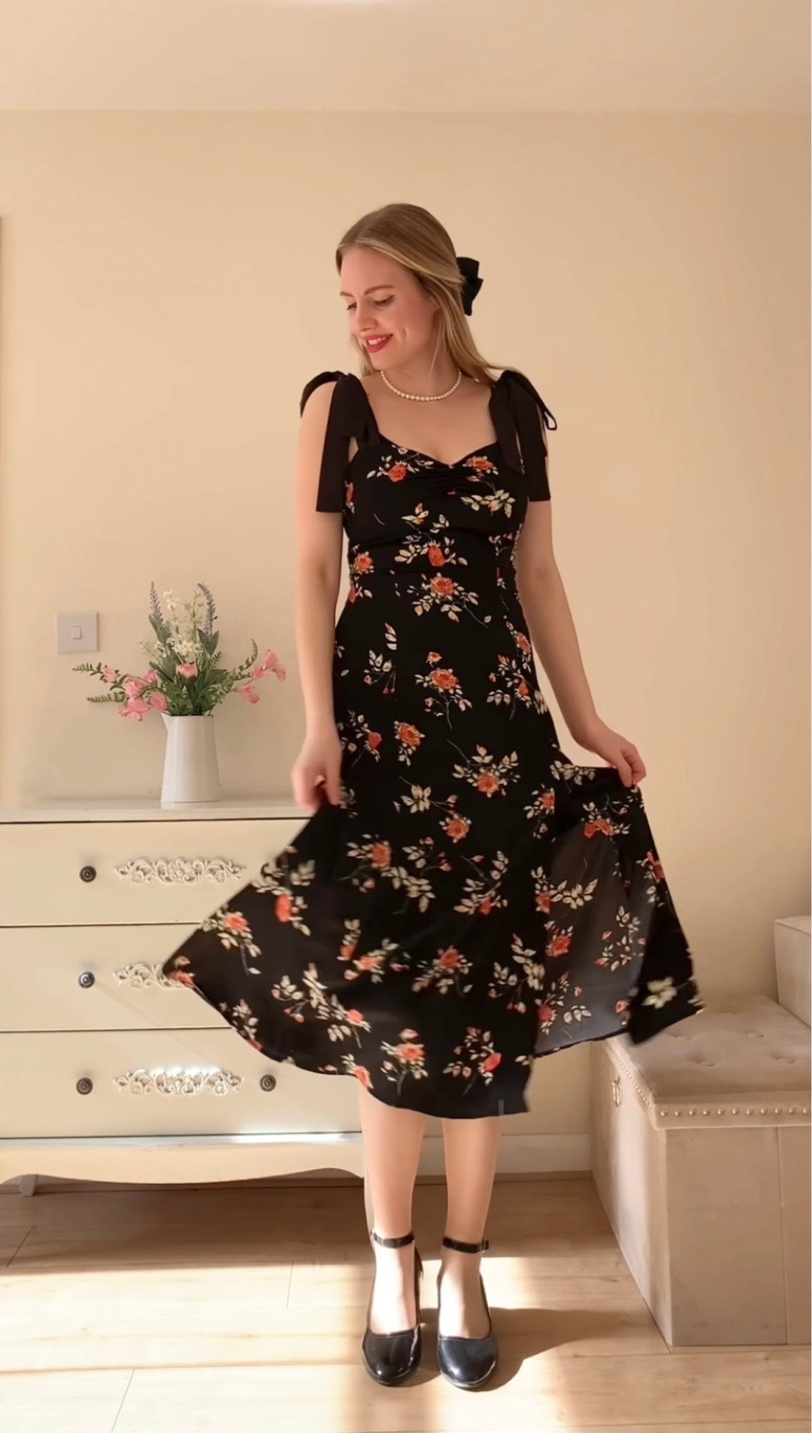 Black floral dress by Rihoas 🌹🖤

Vintage style retro style Parisian style spring dress spring outfit 

#LTKfindsunder50 #LTKstyletip #LTKfindsunder100