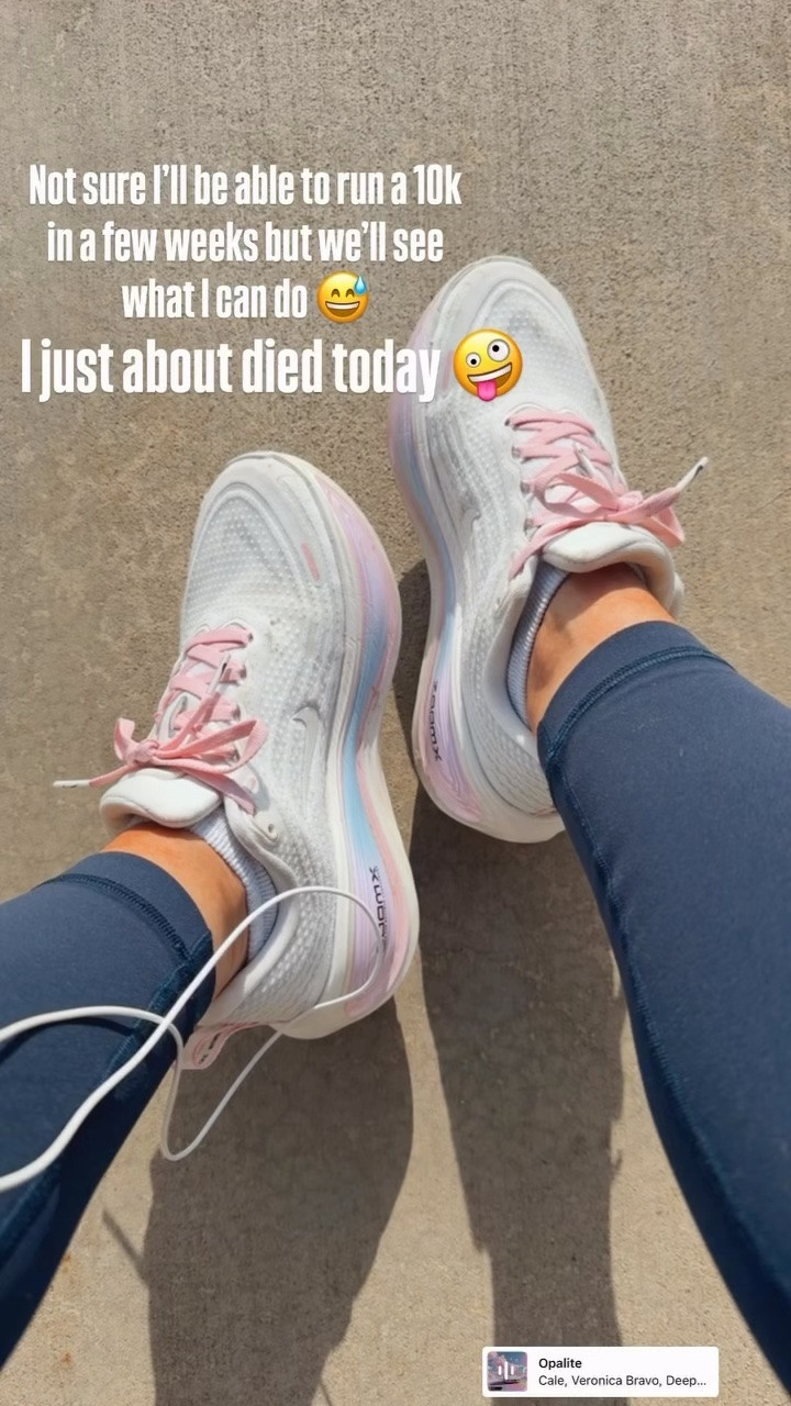I’m running a 10k next month! Can I do it? I did it last year but I’m definitely not feeling as fit this year… ugh 
3miles ✅

#LTKActive #LTKfitnessgoals #LTKdayinmylife
