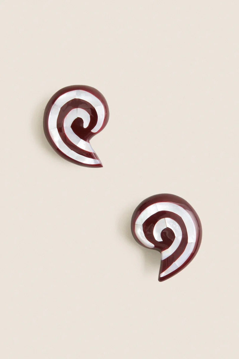 Brown Spira Earrings | Tuckernuck (US)