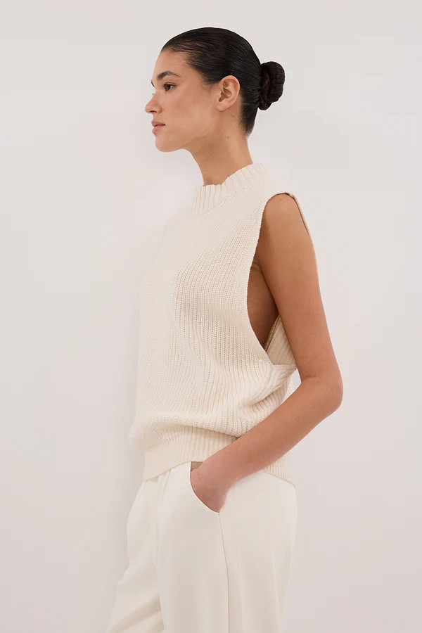 ARO CREAM KNIT TOP | DISSH