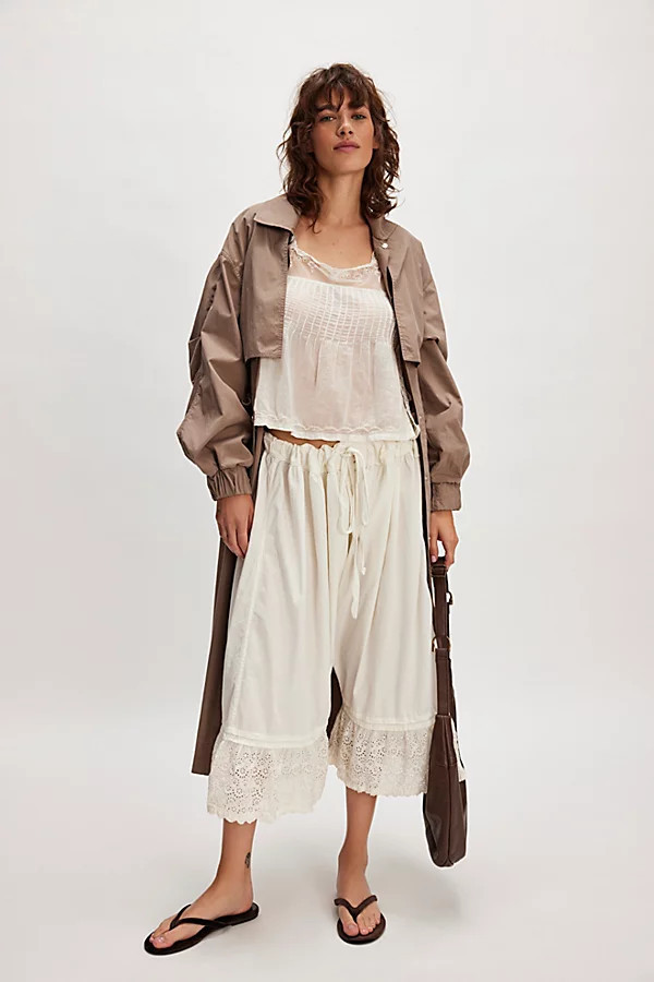 Magnolia Pearl Love More Poplin Bloomers at Free People in Ivory | Free People (UK)