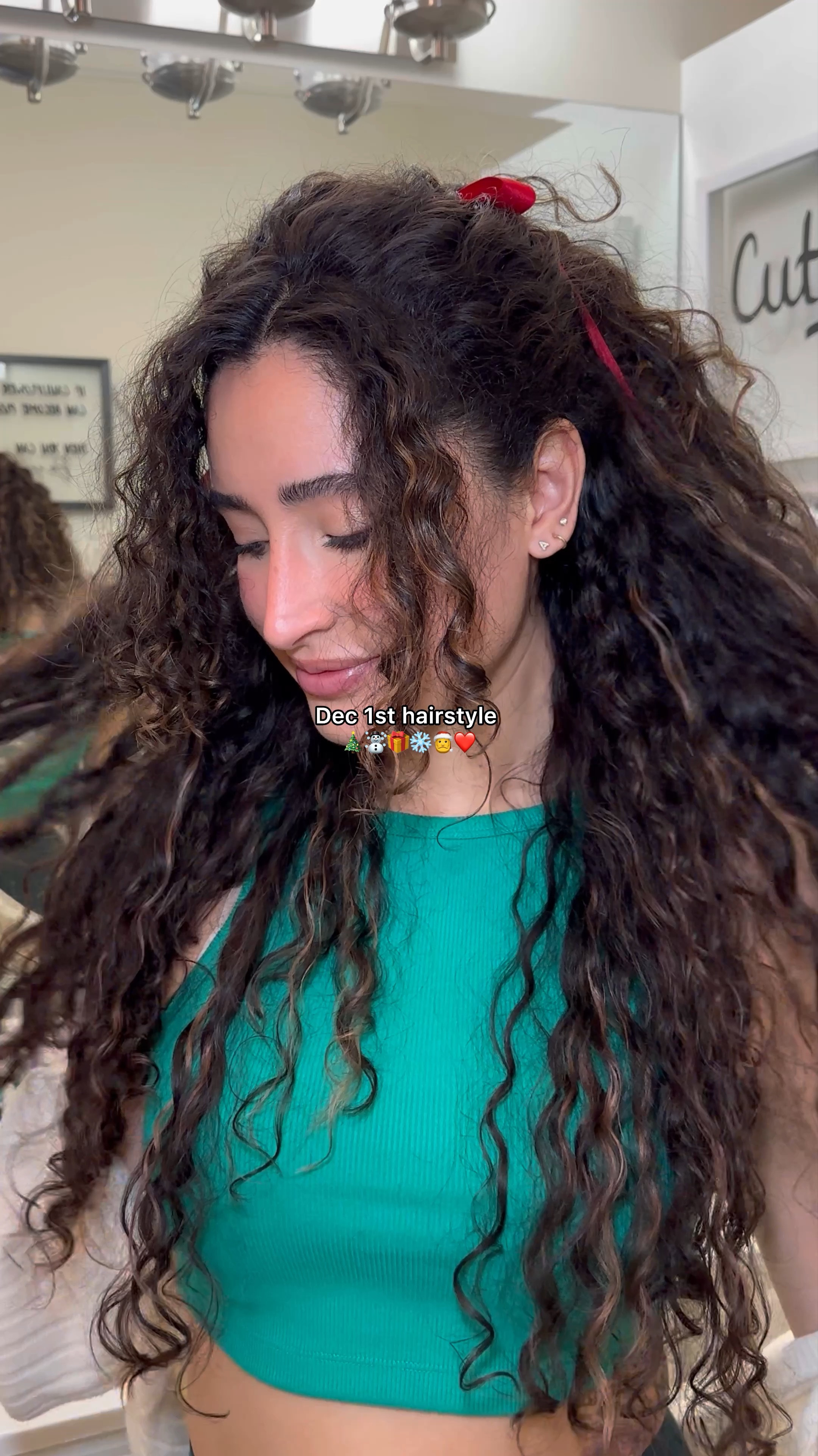 Dec 1st hairstyle 

#LTKstyletip #LTKbeauty #LTKVideo
