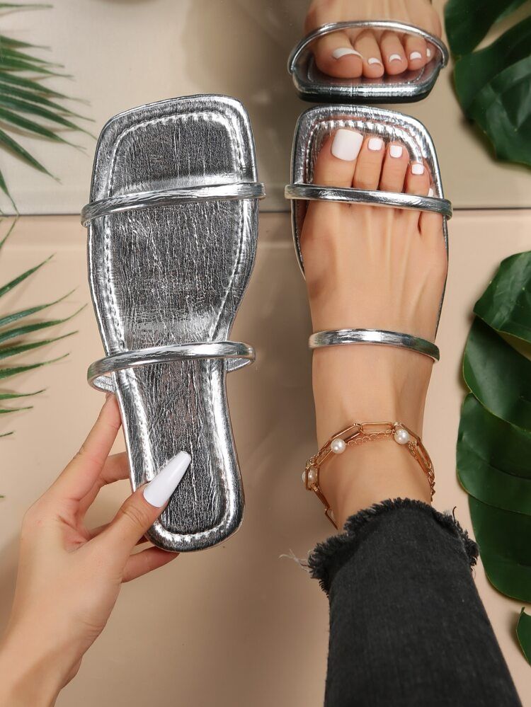 Women Metallic Double Strap Flat Sandals, Glamorous Silver Slide Sandals | SHEIN