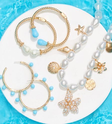 New Lilly Pulitzer jewelry 🩵

#LTKStyleTip #LTKSeasonal