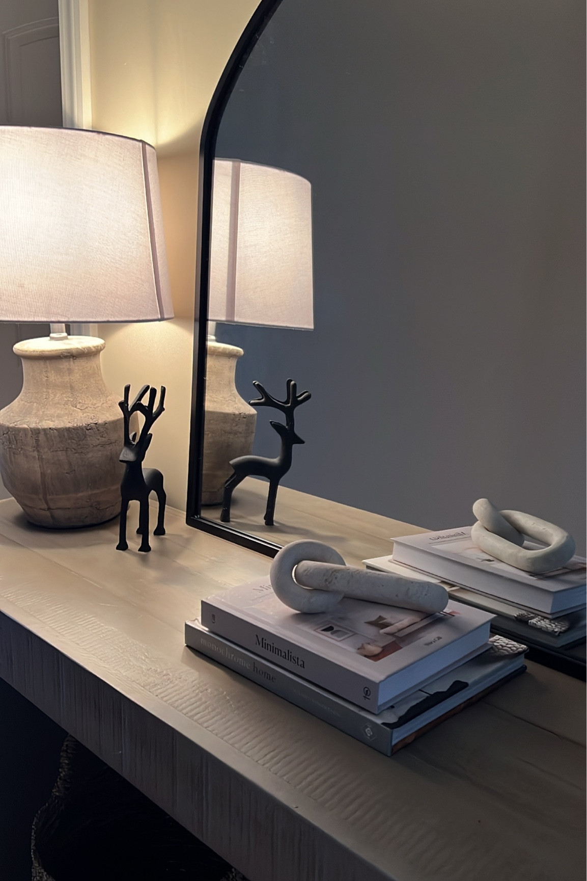 Entryway Console table 

#LTKhome #LTKCyberweek #LTKU