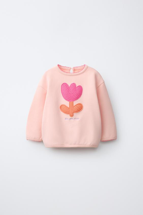 EMBROIDERED FLOWER SWEATSHIRT | Zara US