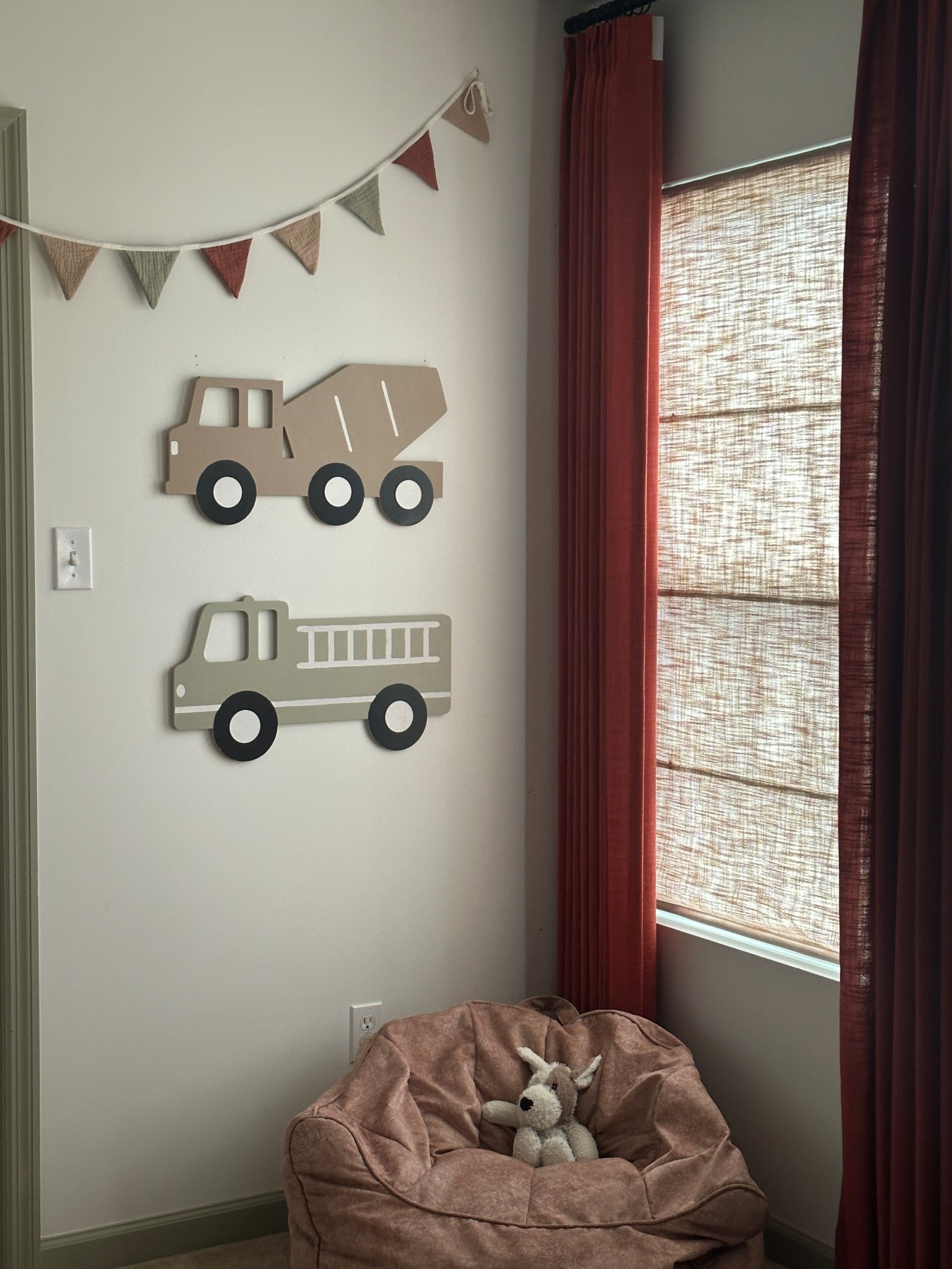 Added some new Roman blinds and red linen curtains to my son’s room and absolutely love how it’s turned out!
Lille Linen curtains in the color “Firebrick”
Roman blinds-color “Grey Beige"

Use code MHEL17 for 17% off your Homerilla order 

The trucks are from Hobby Lobby-I just painted them to match his colors!

#LTKHome